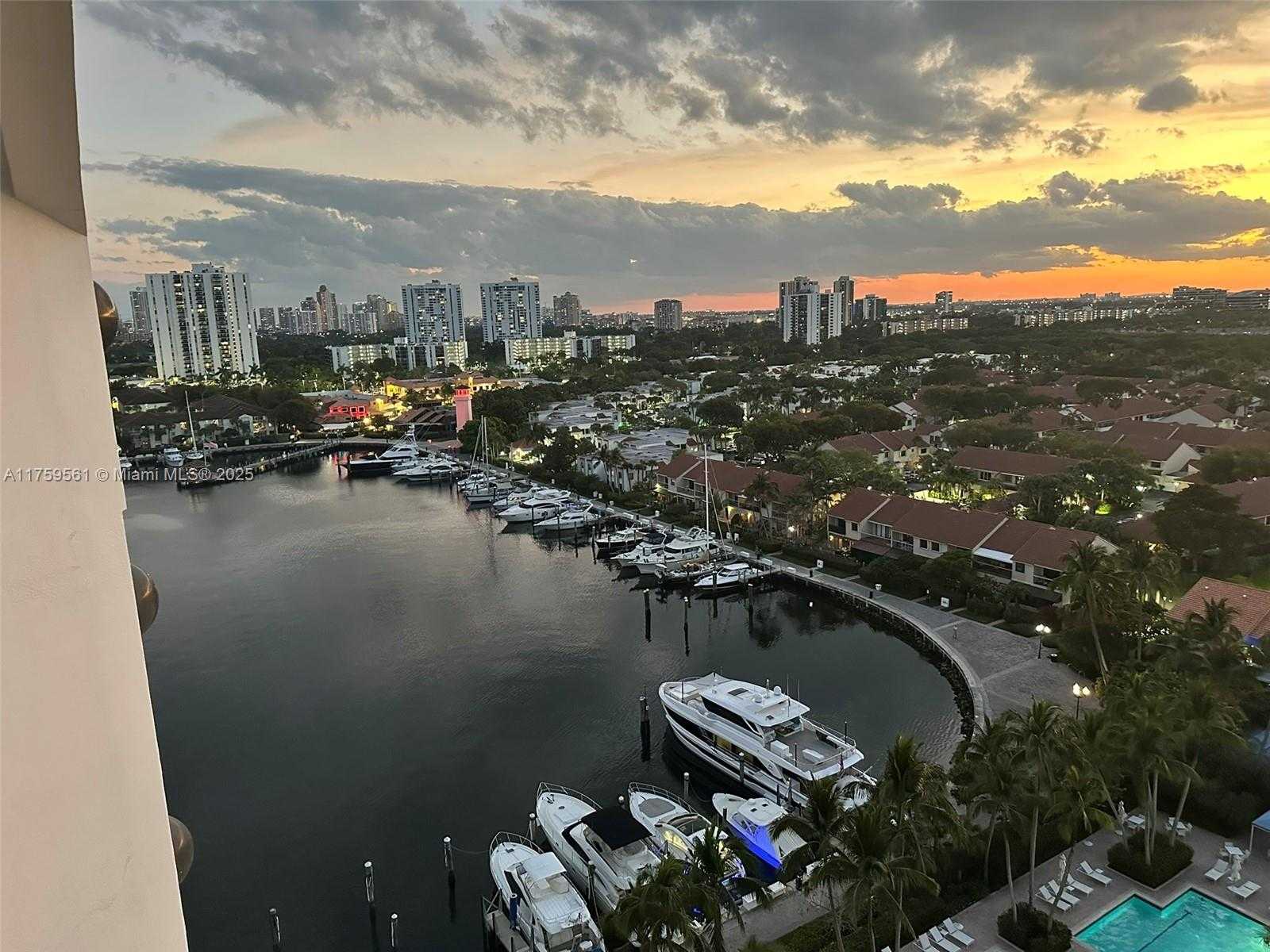 Small Image of 3610 YACHT CLUB DR #1510, Aventura Number 53