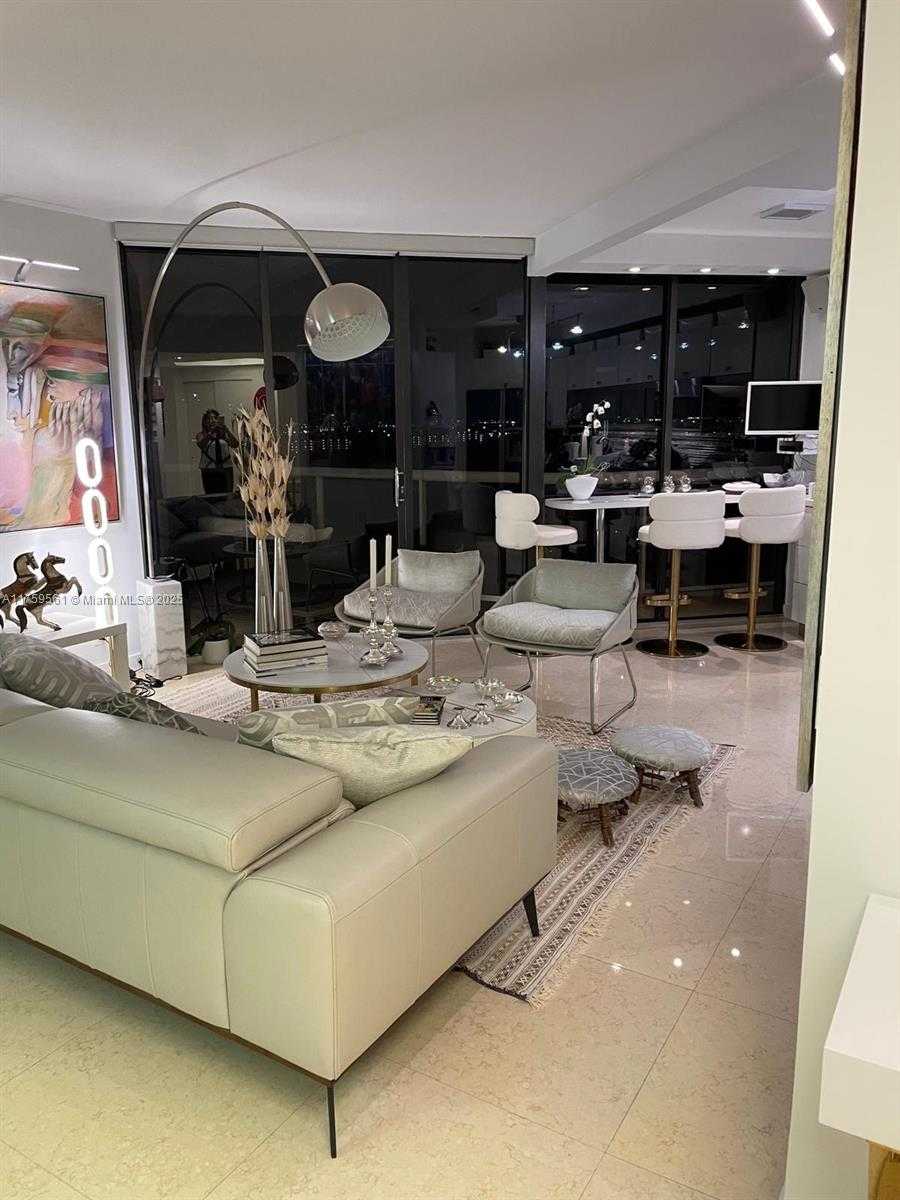 Small Image of 3610 YACHT CLUB DR #1510, Aventura Number 8