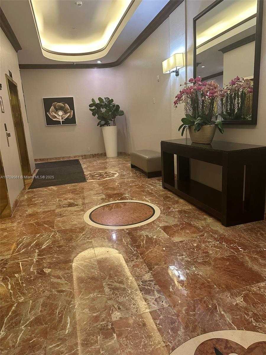 Small Image of 3610 YACHT CLUB DR #1510, Aventura Number 90