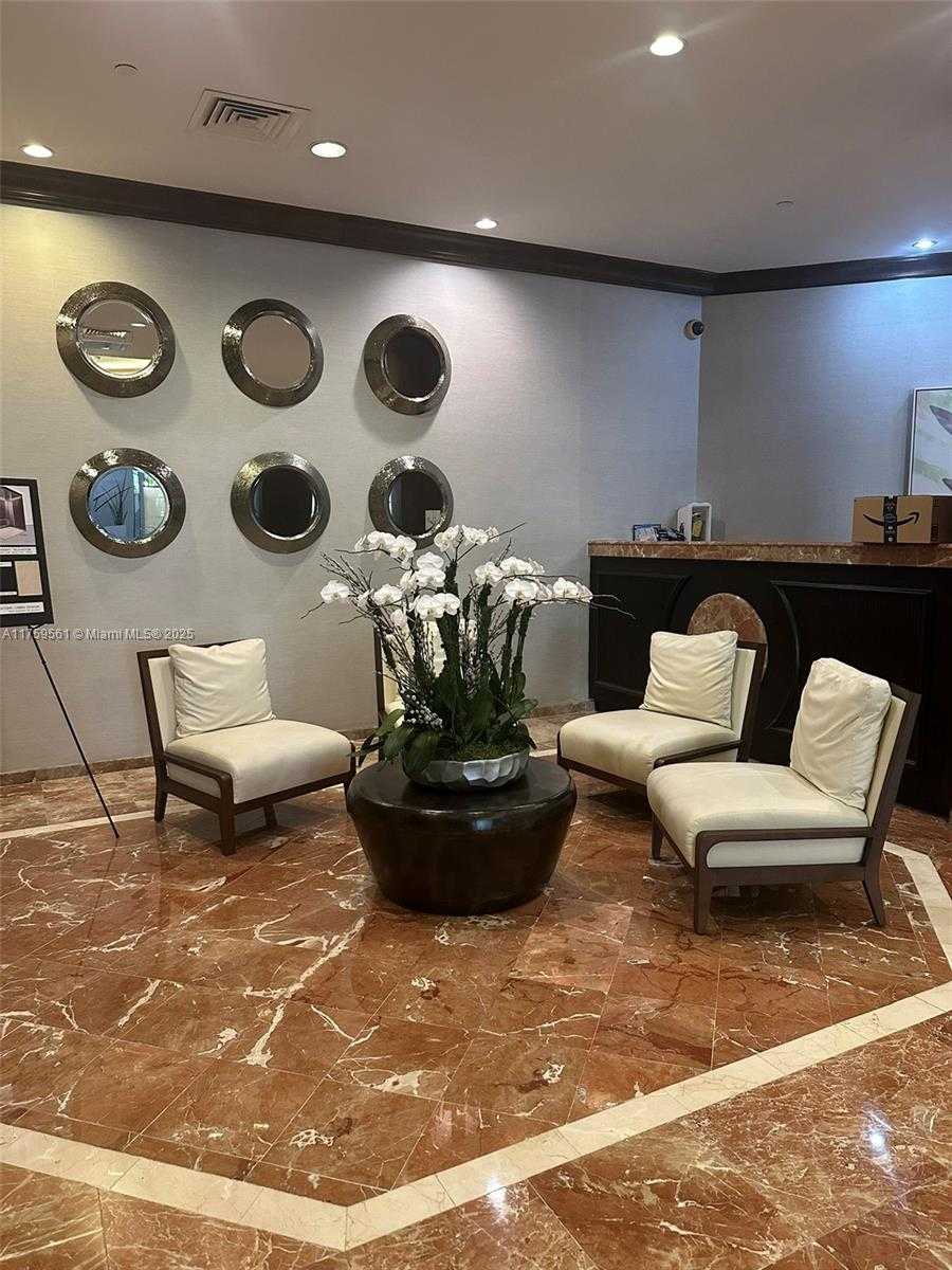 Small Image of 3610 YACHT CLUB DR #1510, Aventura Number 91