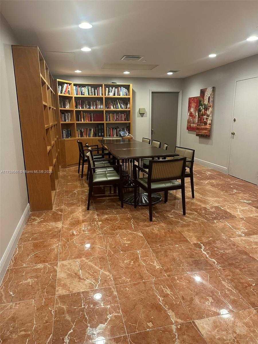 Small Image of 3610 YACHT CLUB DR #1510, Aventura Number 97