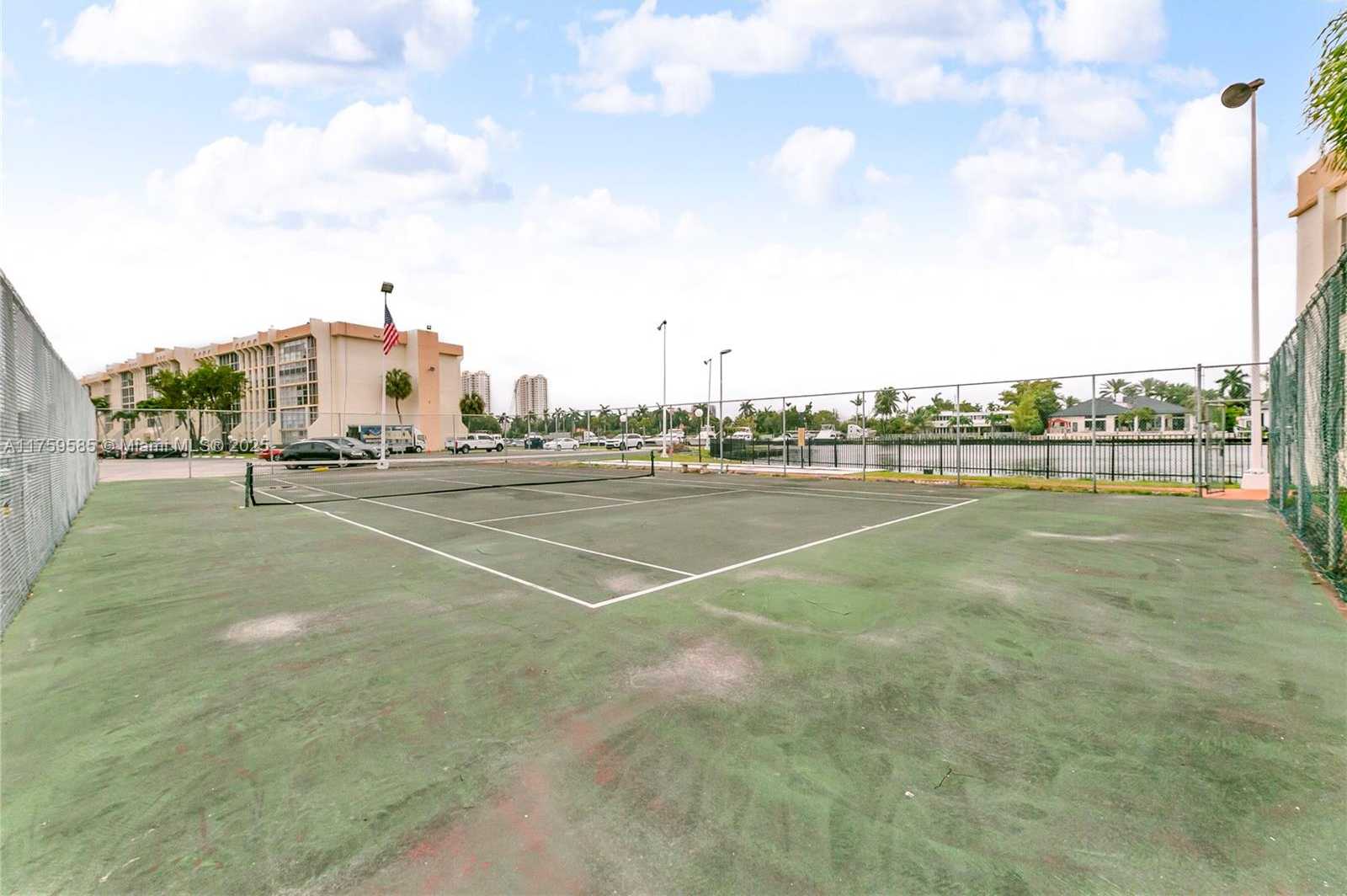 Small Image of 501 THREE ISLANDS BLVD #306, Hallandale Beach Number 27