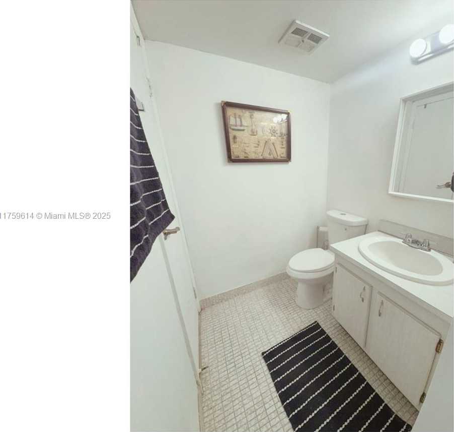 Small Image of 3101 NORTH COUNTRY CLUB DR #209, Aventura Number 9