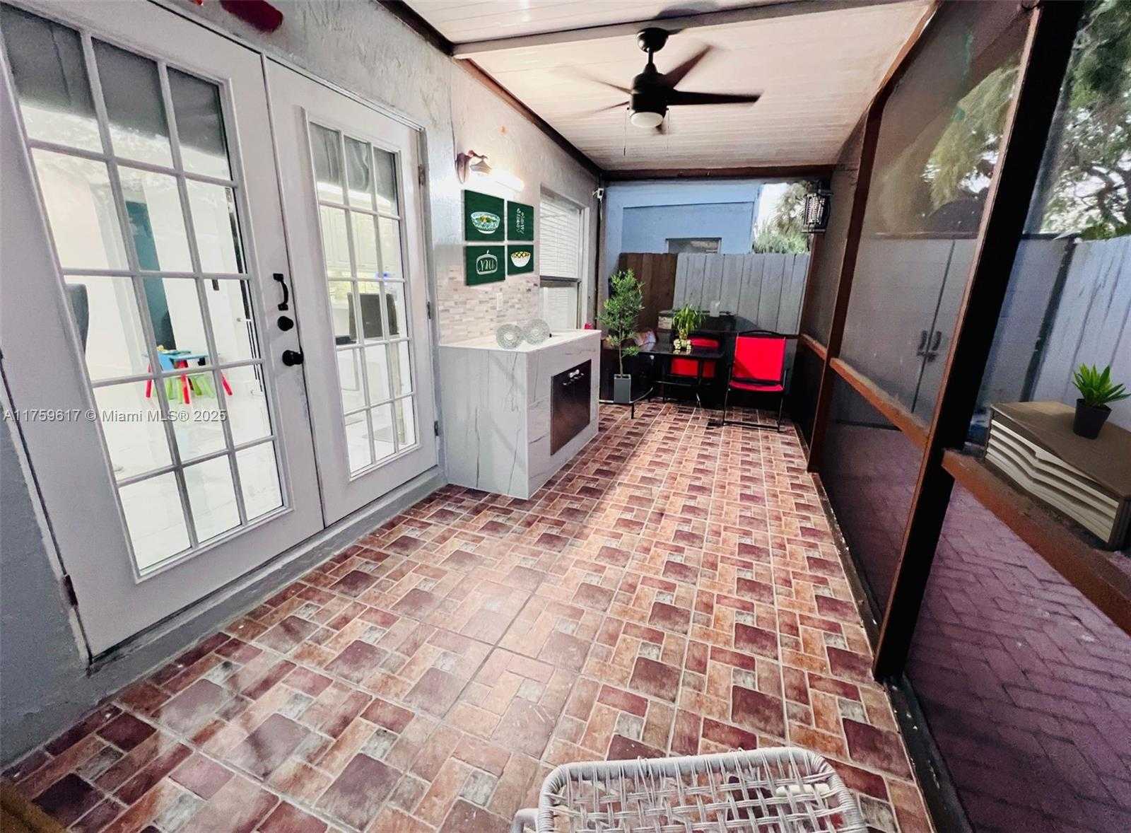 Small Image of 4734 GRAPEVINE WAY #4734, Davie Number 17