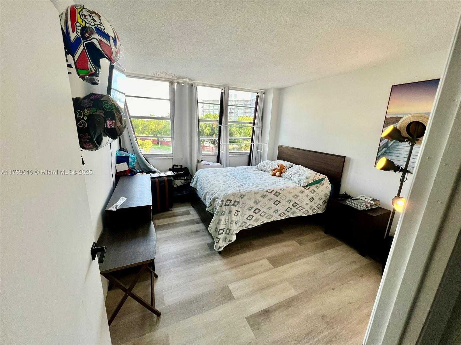 Small Image of 1351 NORTH EAST MIAMI GARDENS DR #325E, Miami Number 18