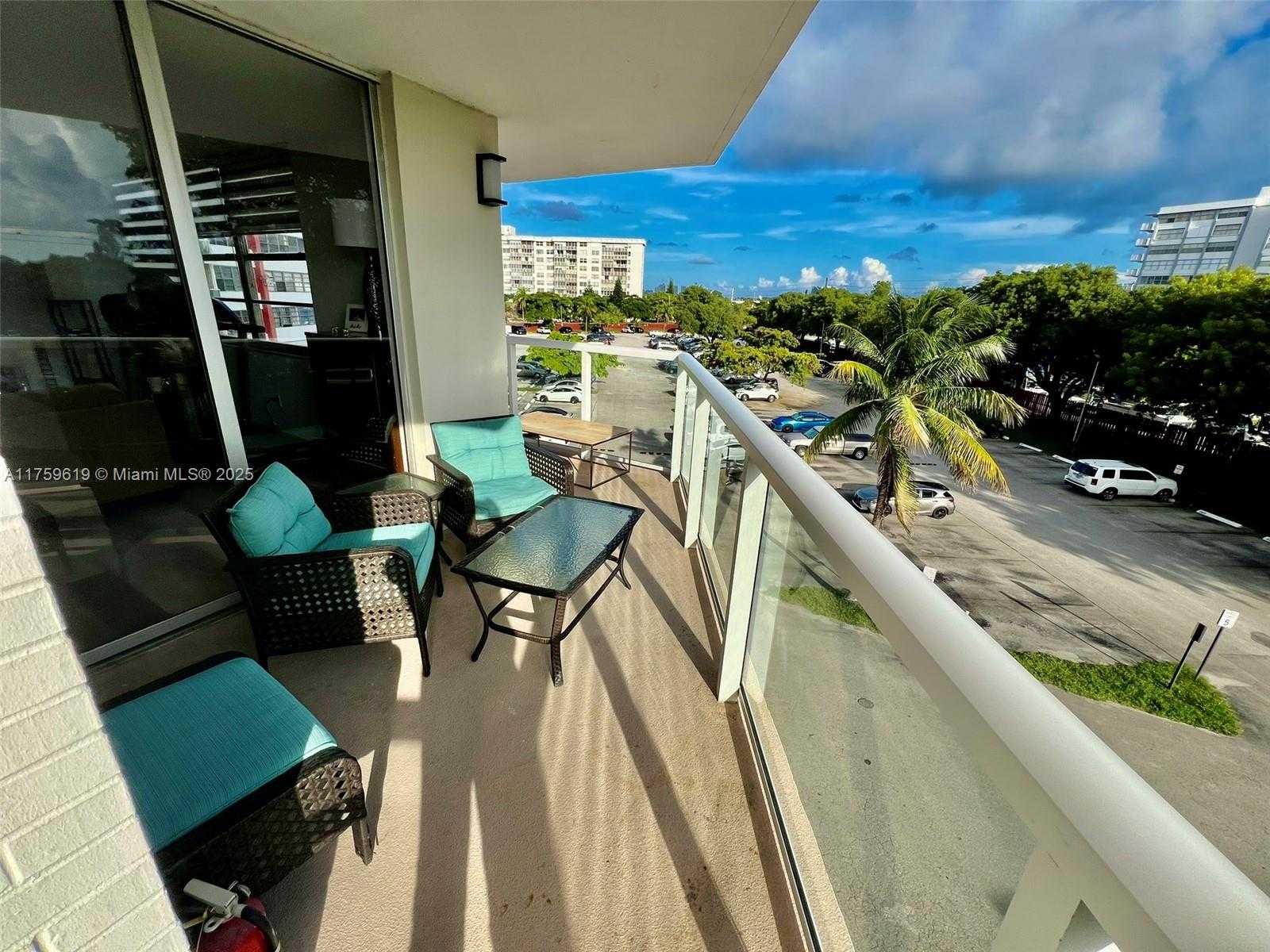 Small Image of 1351 NORTH EAST MIAMI GARDENS DR #325E, Miami Number 24