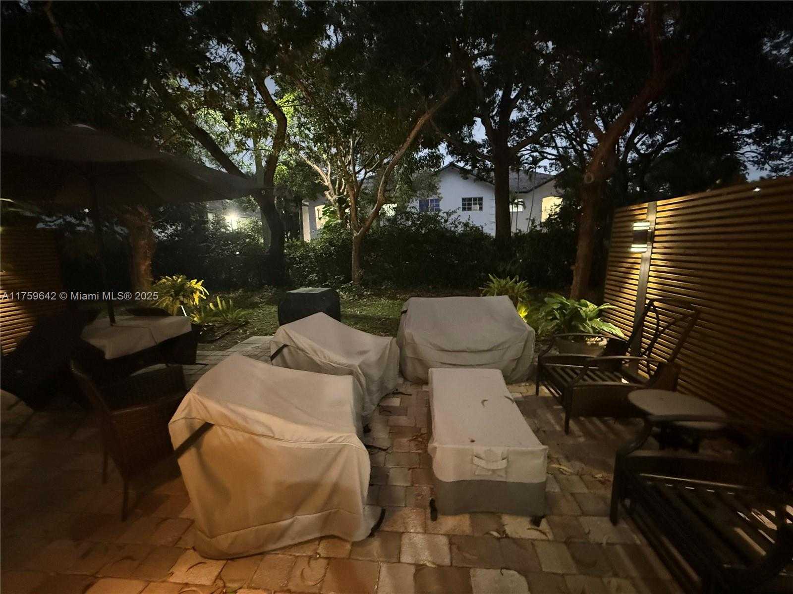 Small Image of 6923 JULIA GARDENS DR, Coconut Creek Number 46