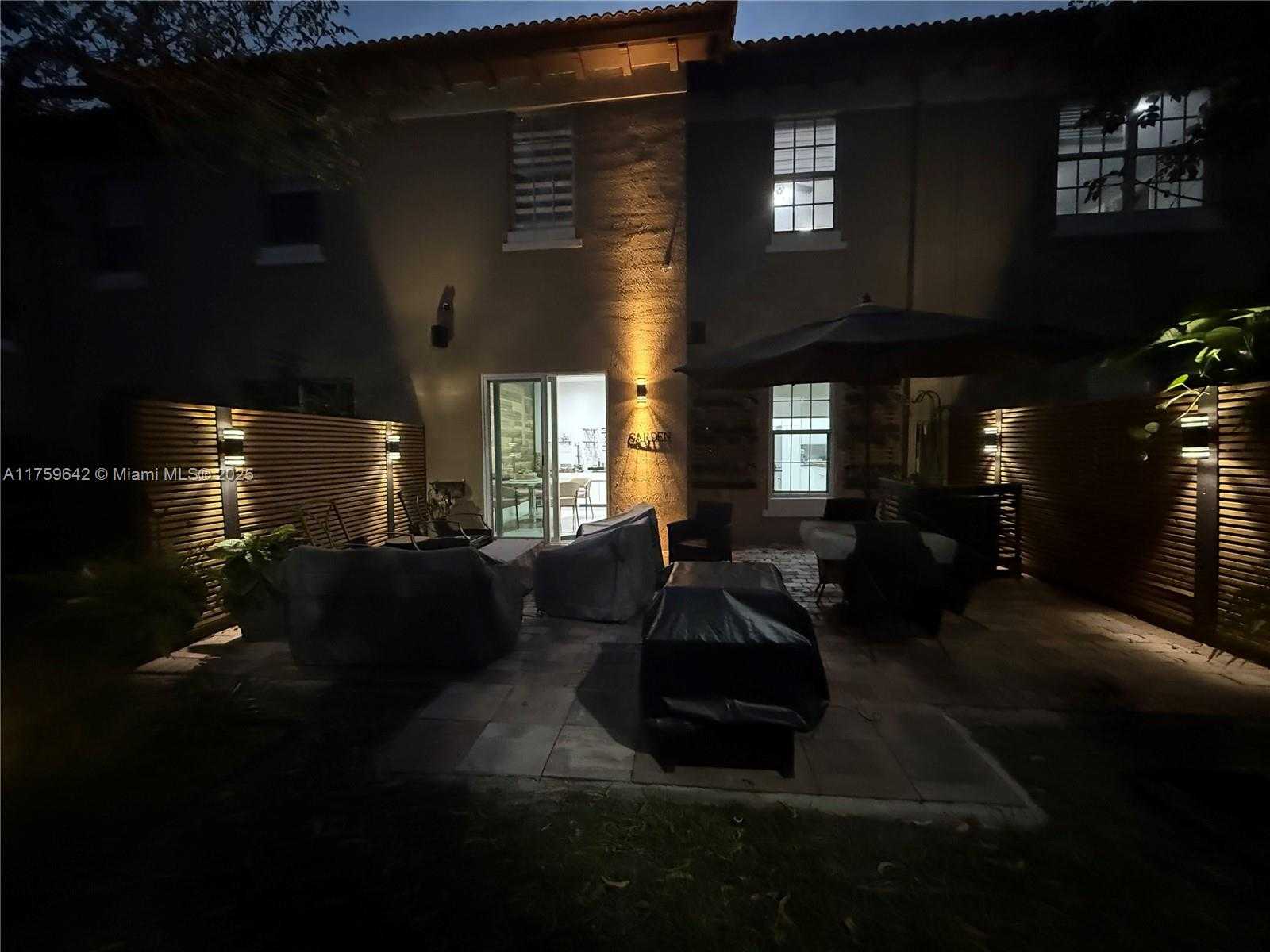 Small Image of 6923 JULIA GARDENS DR, Coconut Creek Number 48