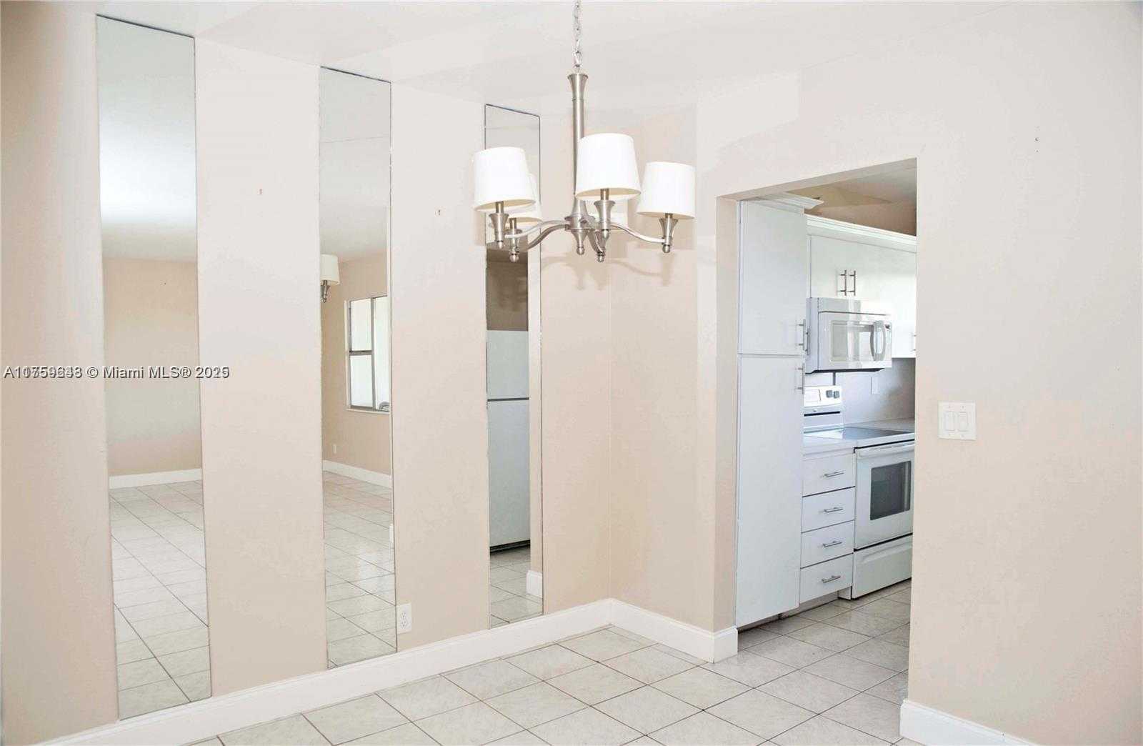 Small Image of 270 LAYNE BLVD #305, Hallandale Beach Number 2