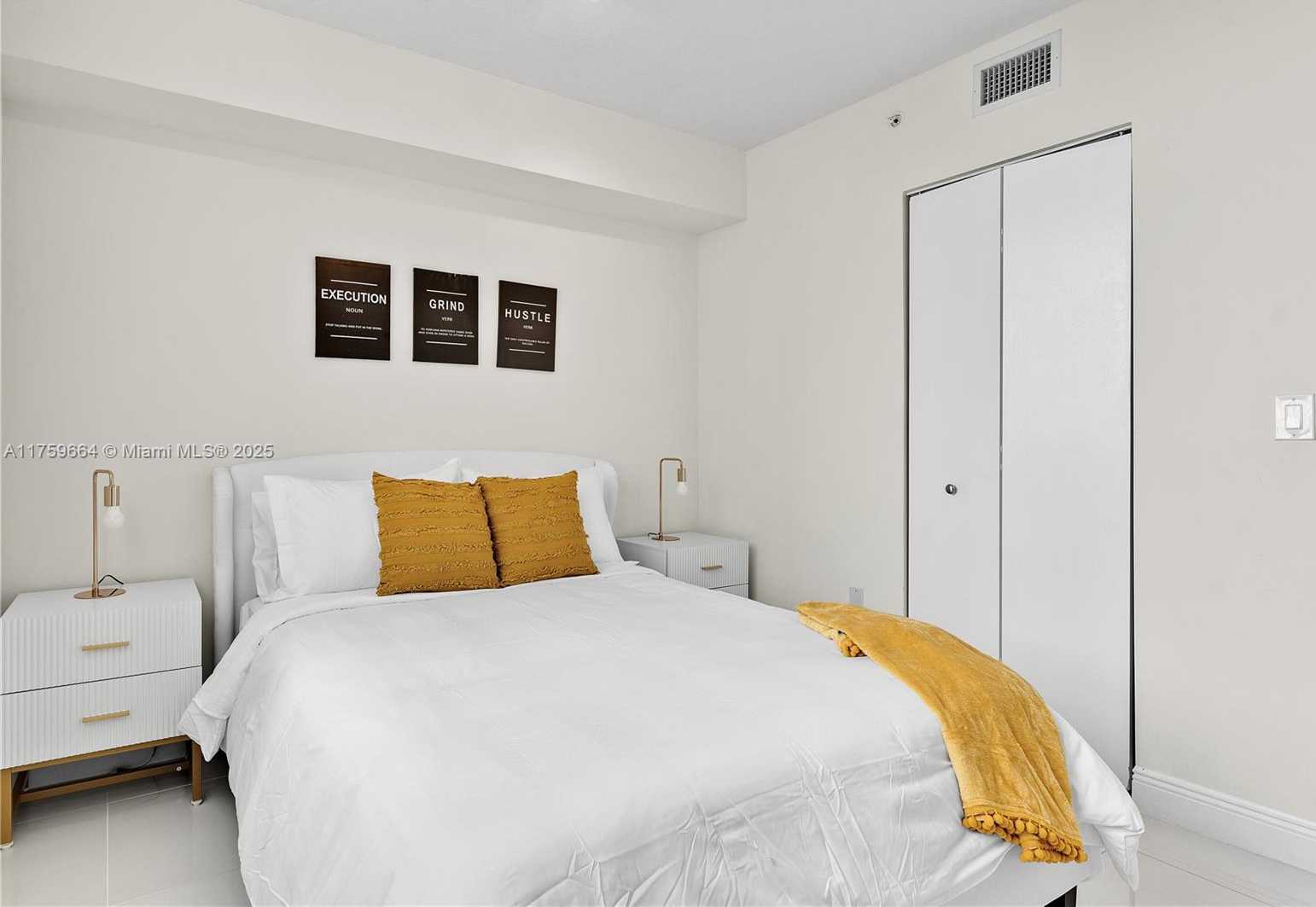 Small Image of 1861 NORTH WEST S RIVER DR #1003, Miami Number 12