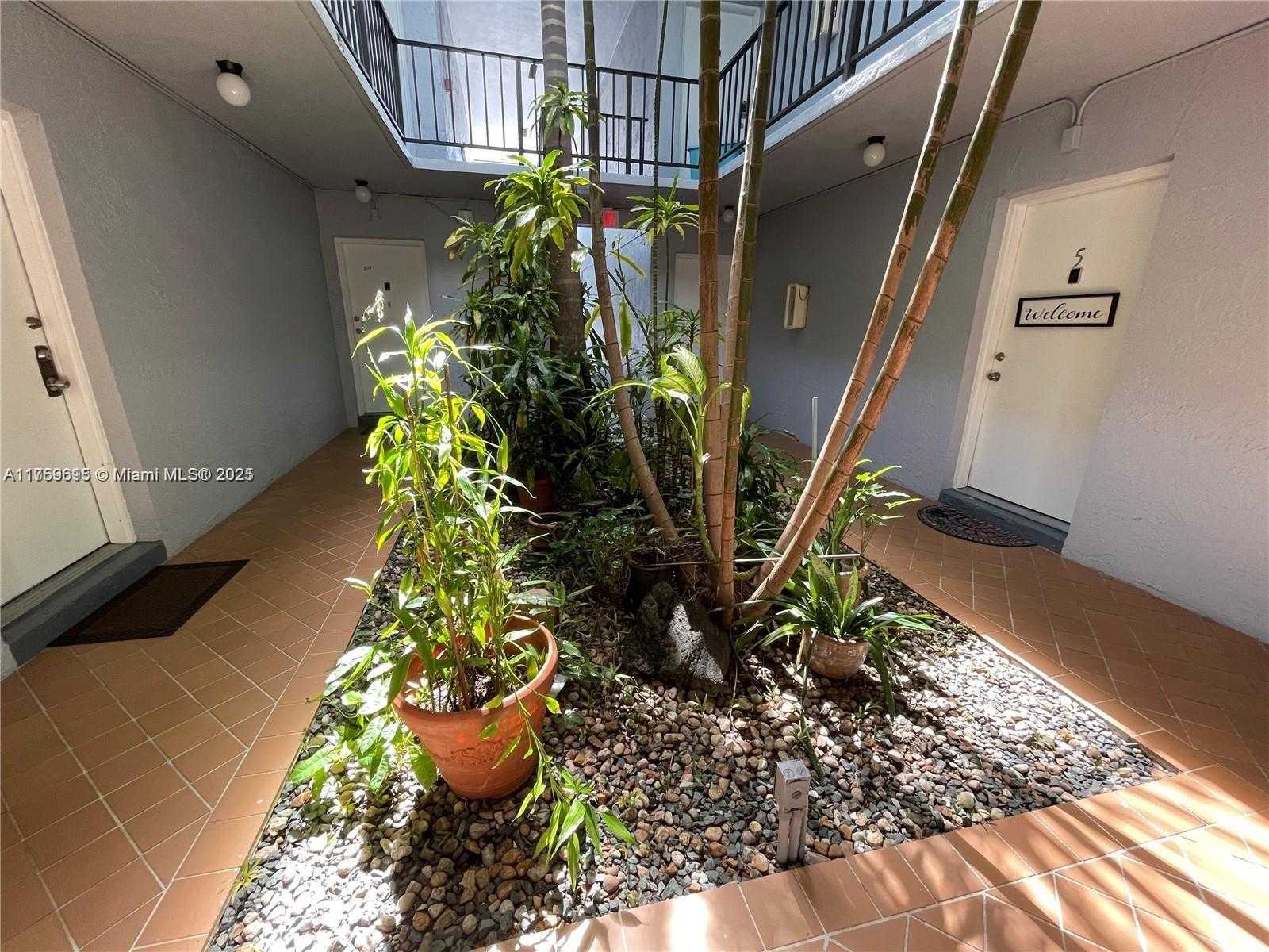 Small Image of 9225 SOUTH WEST 87TH AVE #A3, Miami Number 10