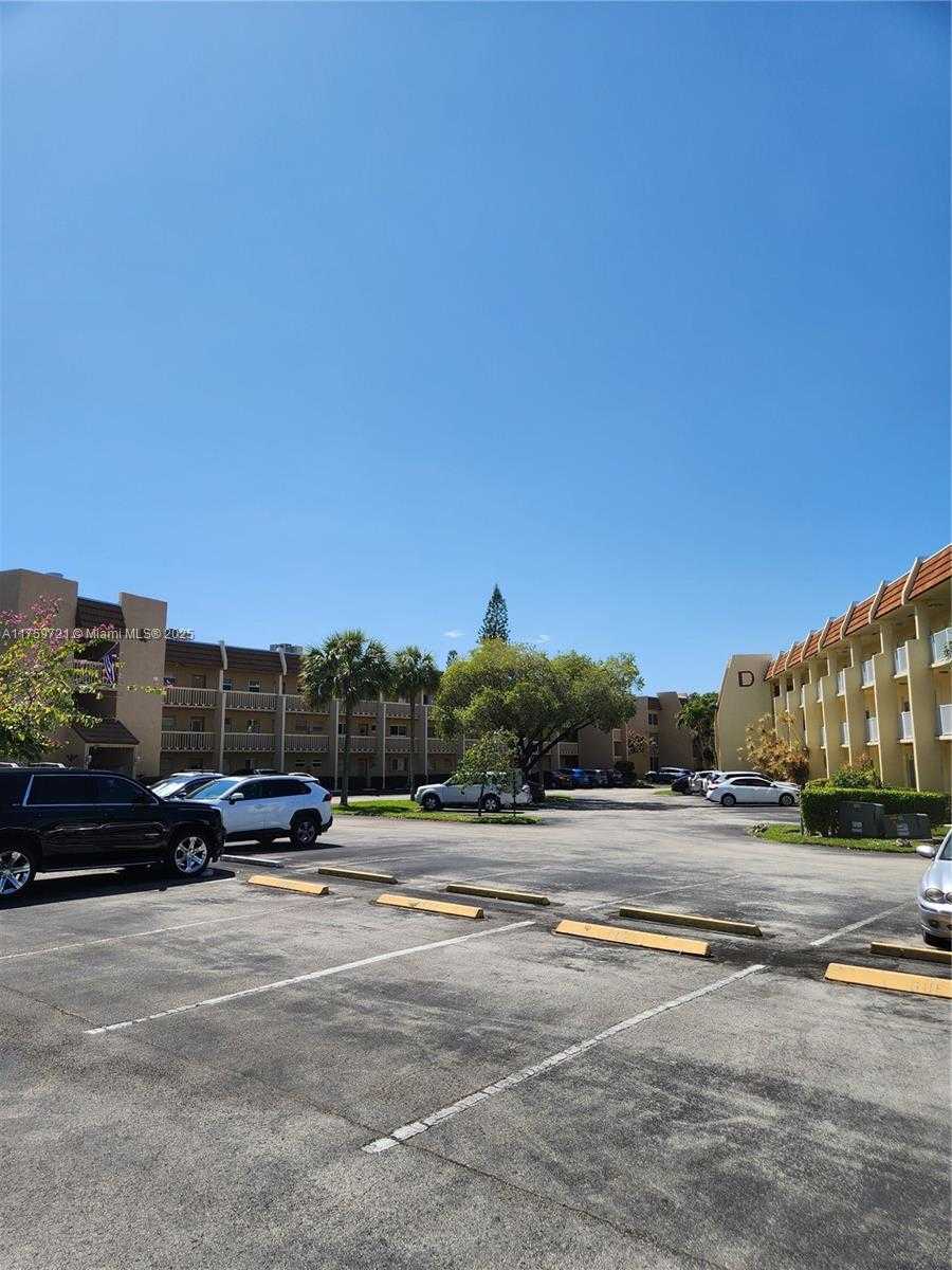 Small Image of 6670 ROYAL PALM #K 202, Pompano Beach Number 10
