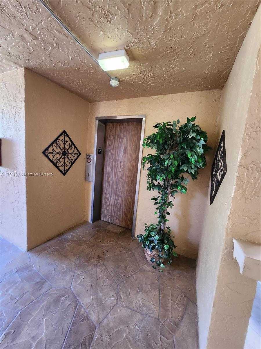 Small Image of 6670 ROYAL PALM #K 202, Pompano Beach Number 14