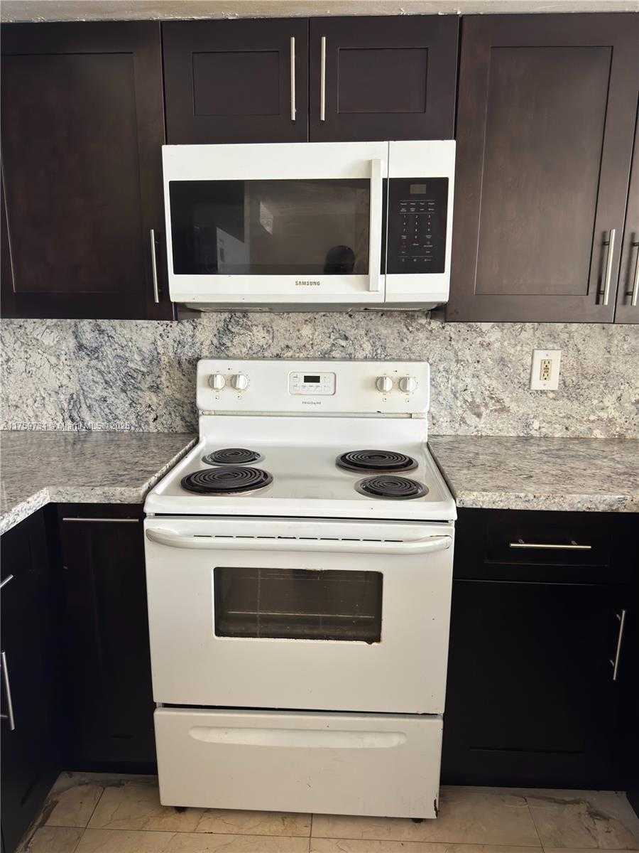 Small Image of 8255 SOUTH WEST 152ND AVE #E-412, Miami Number 21