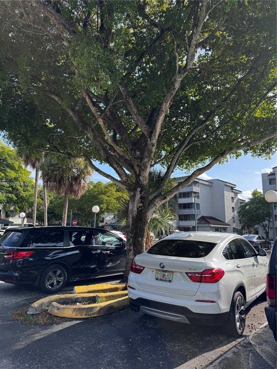 Small Image of 8255 SOUTH WEST 152ND AVE #E-412, Miami Number 26