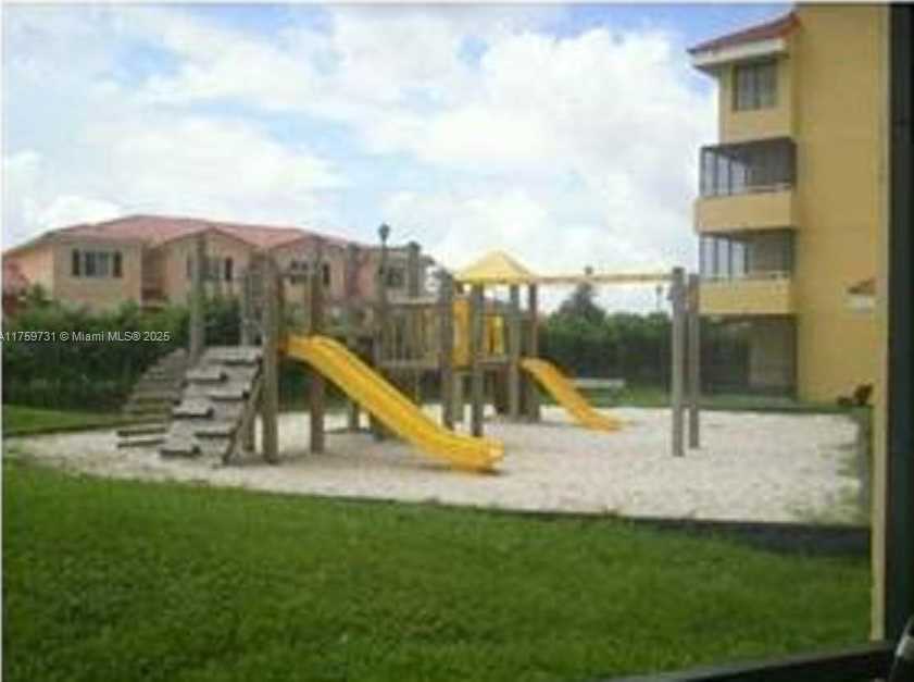 Small Image of 8255 SOUTH WEST 152ND AVE #E-412, Miami Number 3