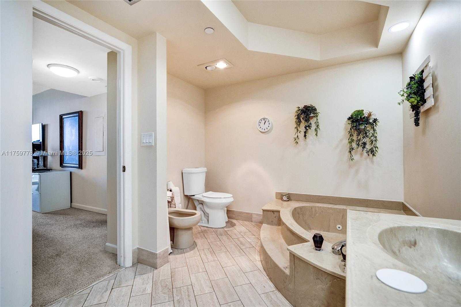Small Image of 20281 EAST COUNTRY CLUB DR #1712, Aventura Number 22