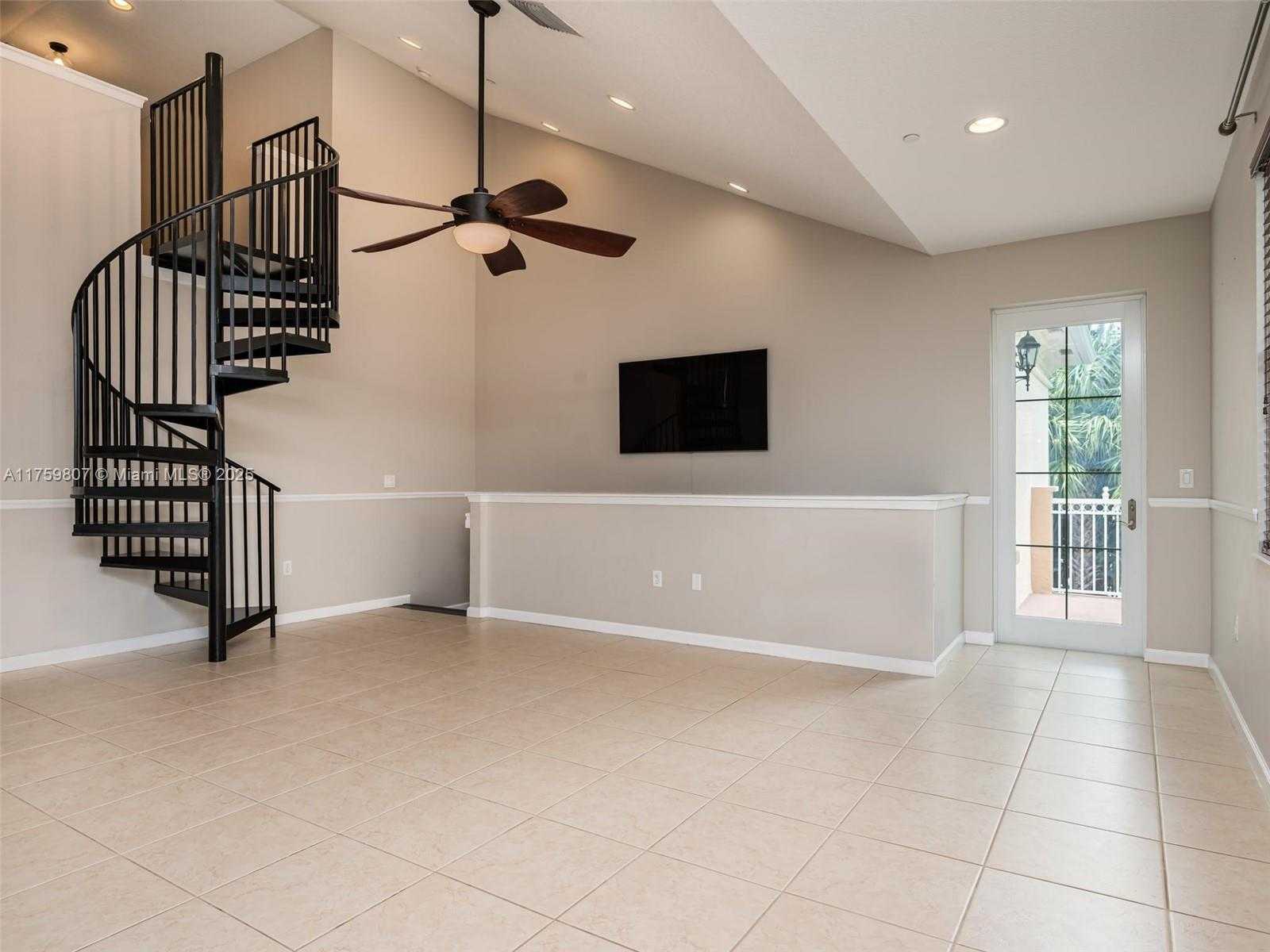 Small Image of 2907 TORTOLA WAY, Cooper City Number 10