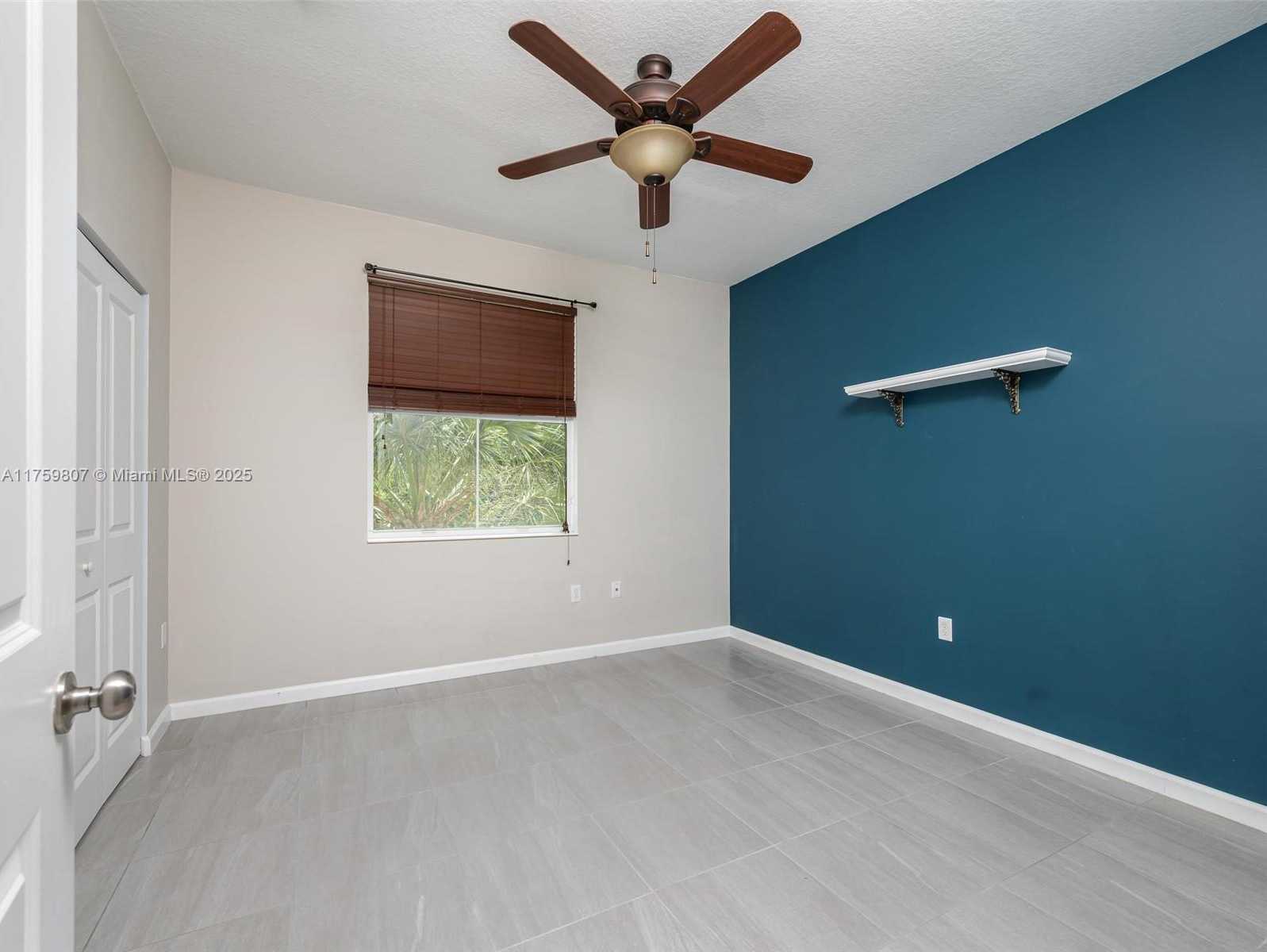 Small Image of 2907 TORTOLA WAY, Cooper City Number 19