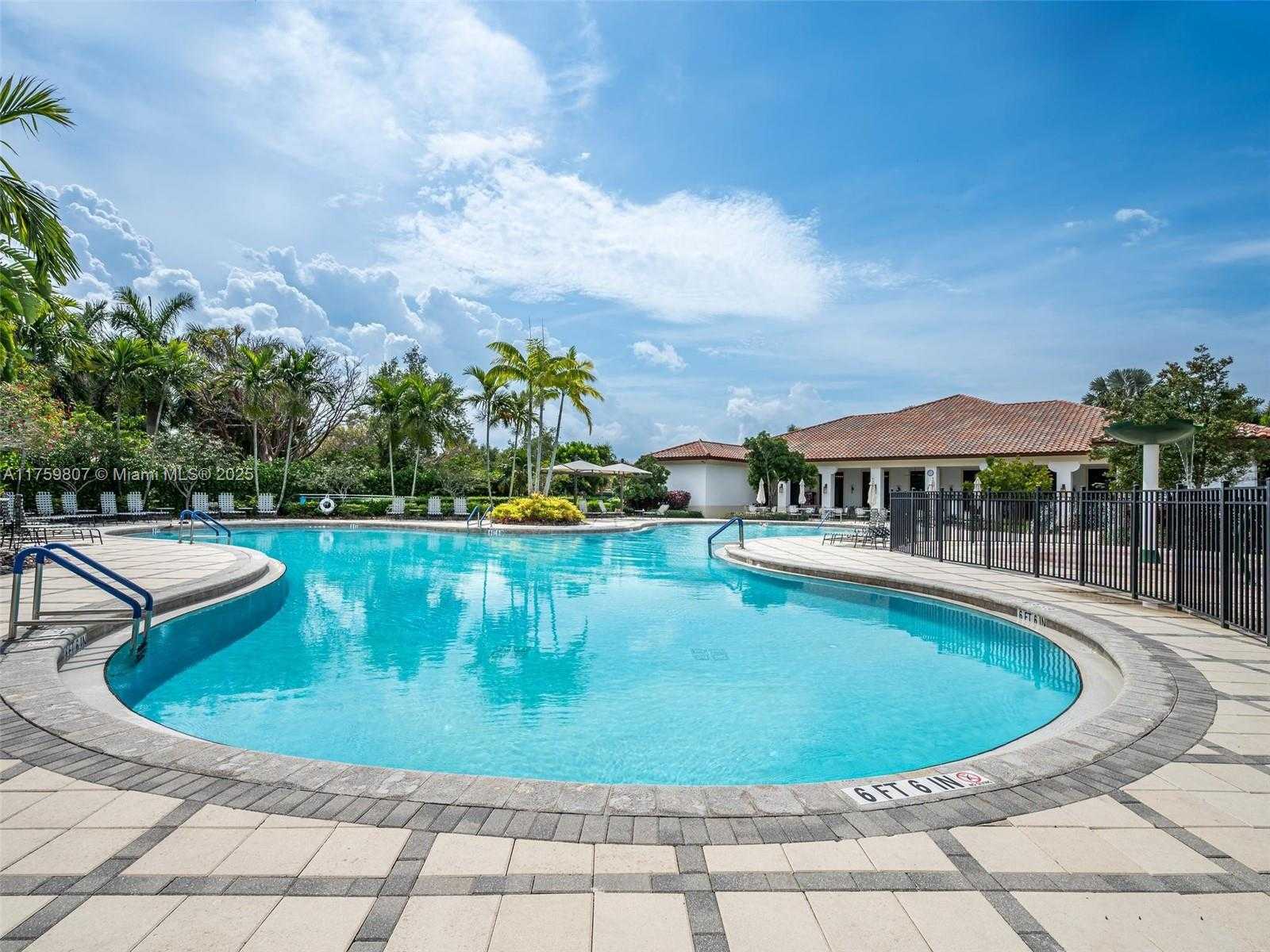Small Image of 2907 TORTOLA WAY, Cooper City Number 26
