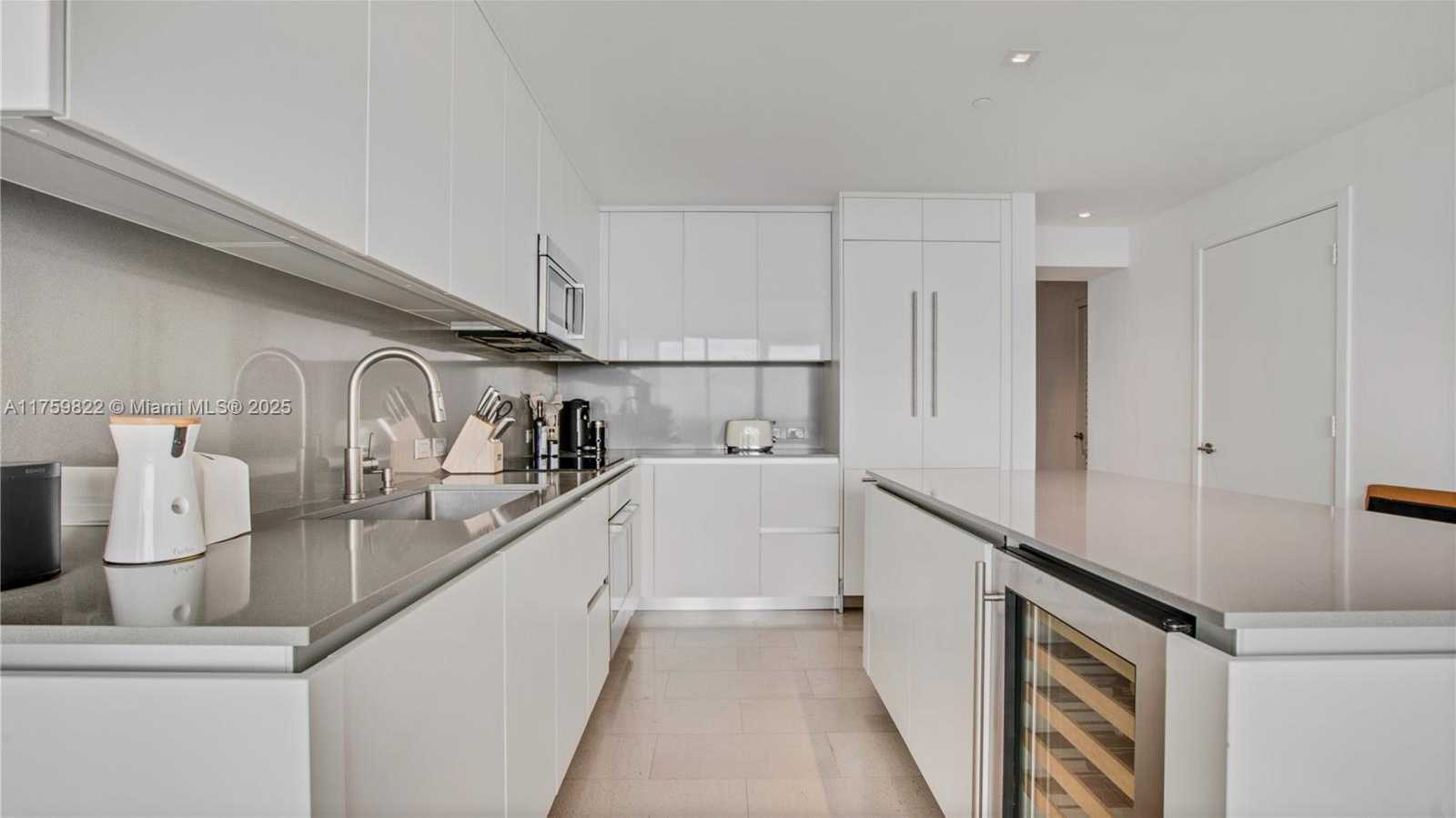 Small Image of 88 SOUTH WEST 7TH ST #2208, Miami Number 10