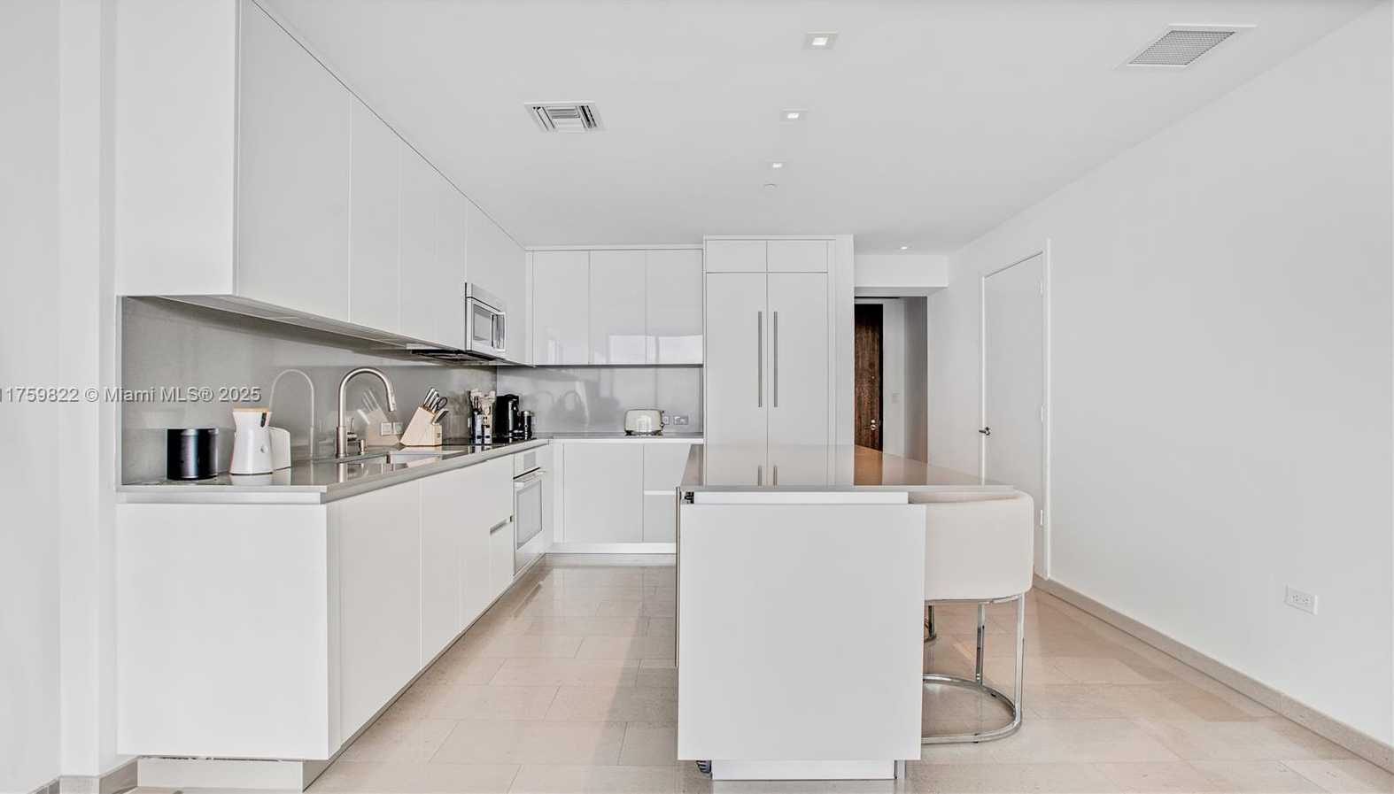 Small Image of 88 SOUTH WEST 7TH ST #2208, Miami Number 11