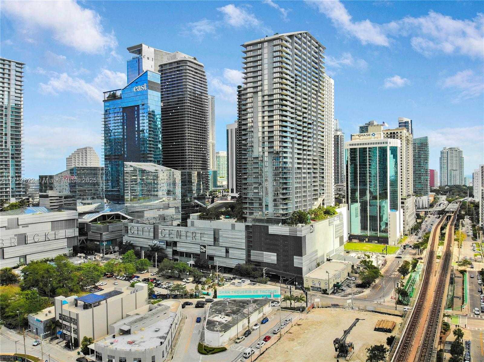 Small Image of 88 SOUTH WEST 7TH ST #2208, Miami Number 28