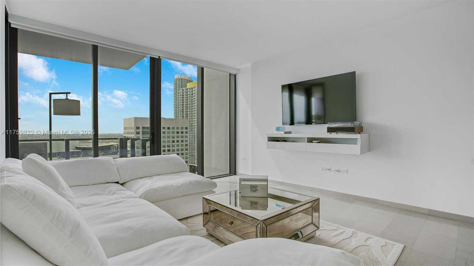 Small Image of 88 SOUTH WEST 7TH ST #2208, Miami Number 4