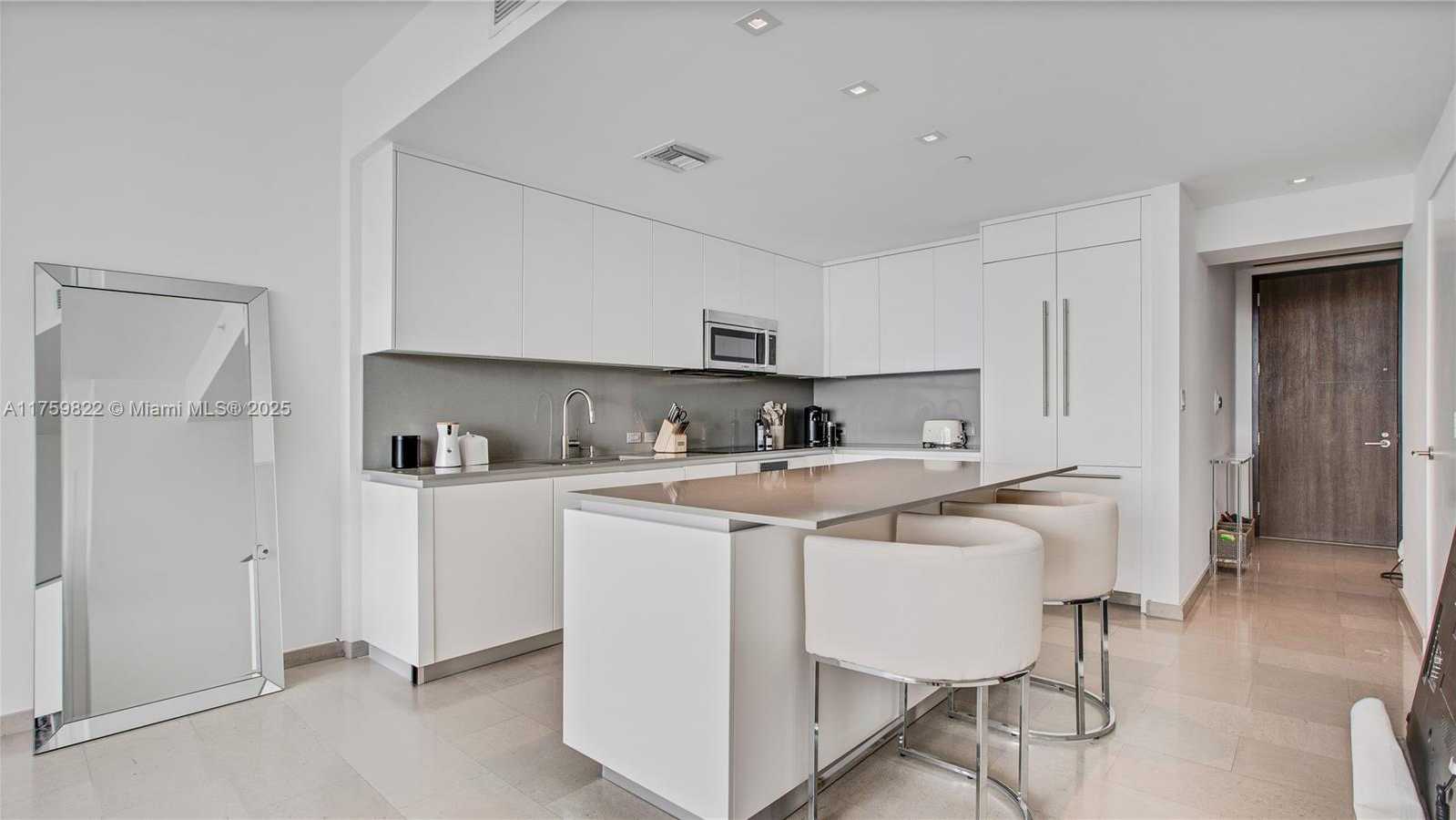 Small Image of 88 SOUTH WEST 7TH ST #2208, Miami Number 5