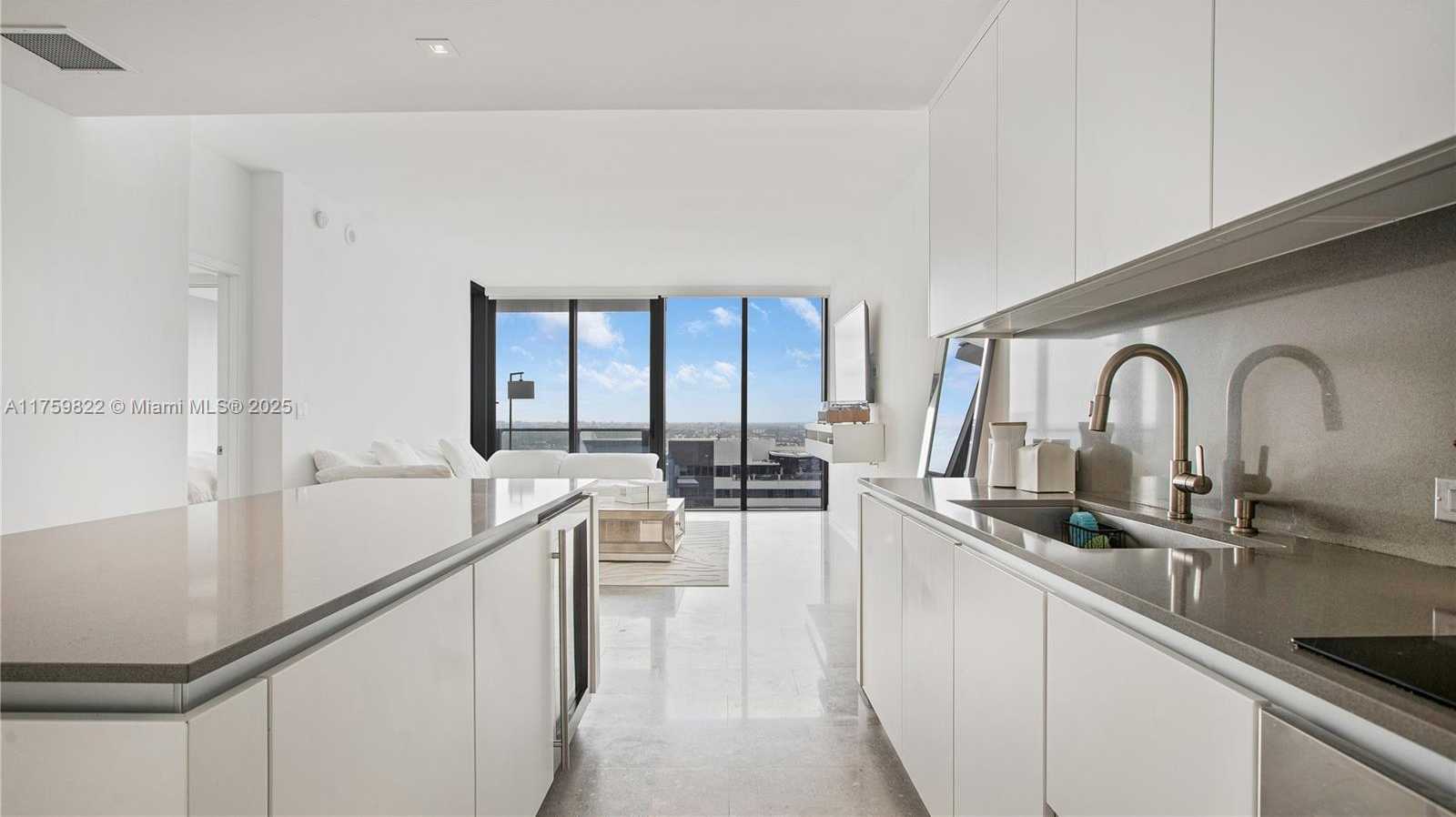 Small Image of 88 SOUTH WEST 7TH ST #2208, Miami Number 8