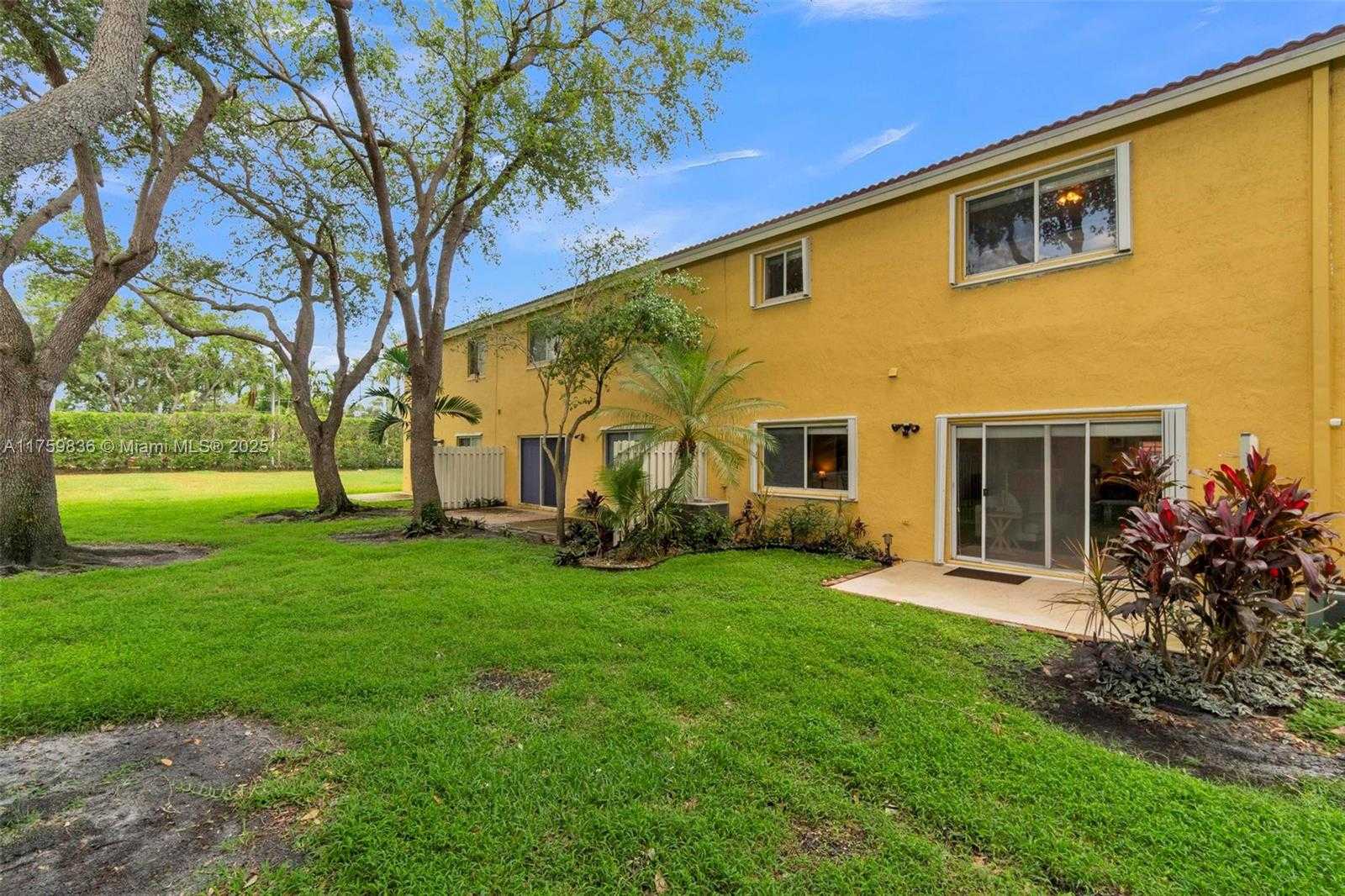 Small Image of 1845 SOUTH WEST 102ND WAY #1845, Miramar Number 31