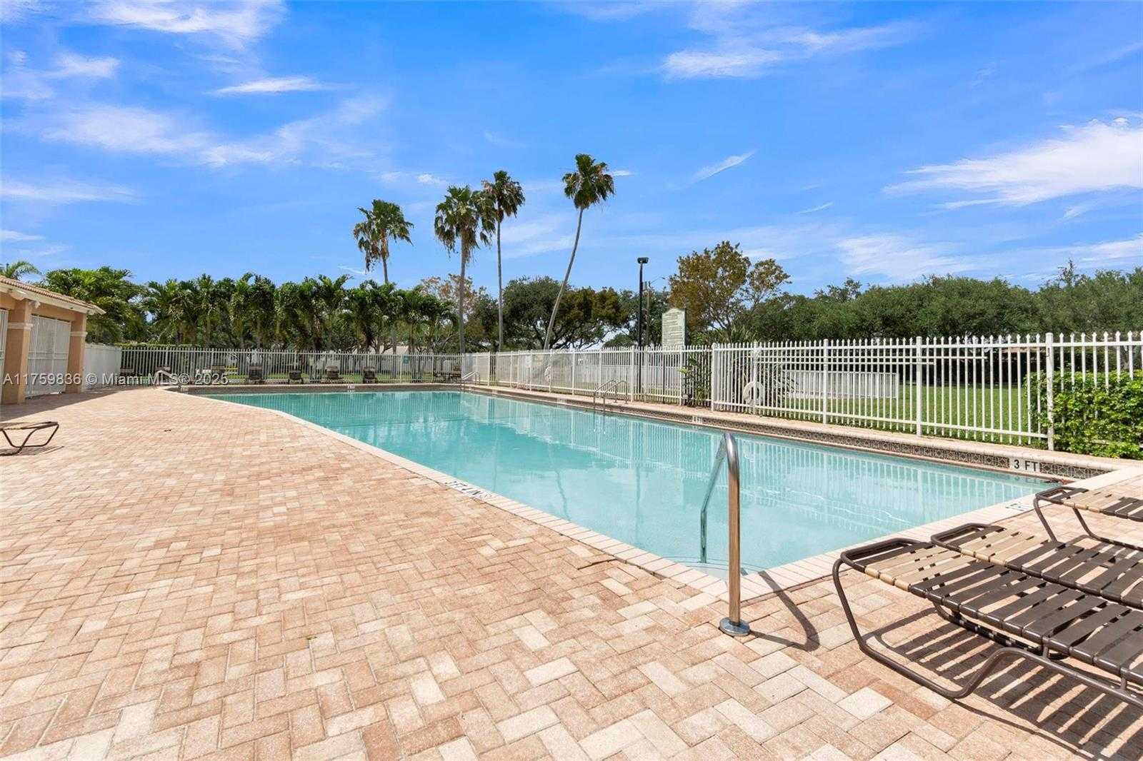 Small Image of 1845 SOUTH WEST 102ND WAY #1845, Miramar Number 35