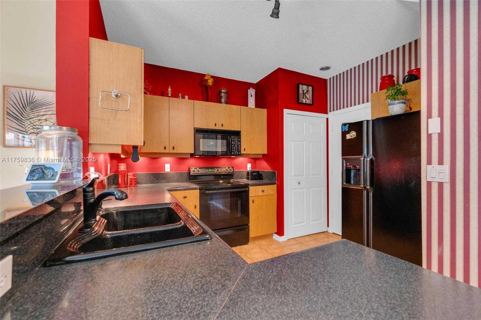 Small Image of 1845 SOUTH WEST 102ND WAY #1845, Miramar Number 8