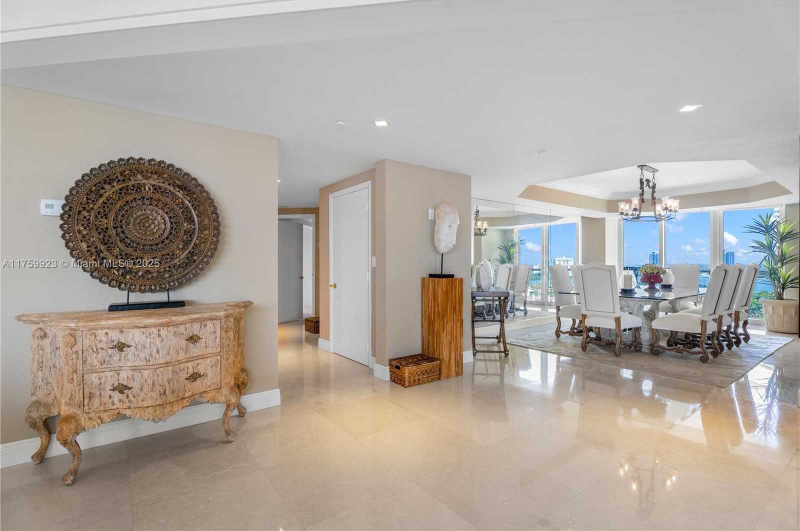 Small Image of 2600 ISLAND BLVD #1605, Aventura Number 10