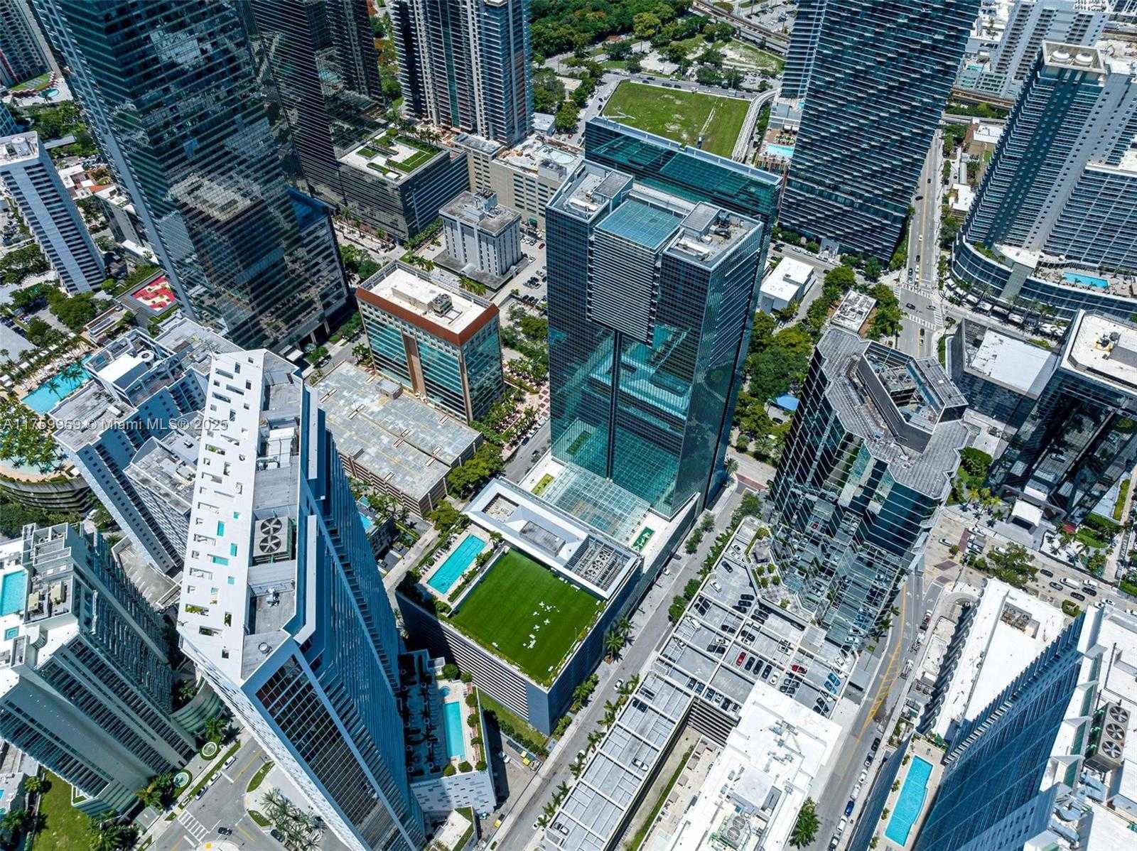 Small Image of 1395 BRICKELL AVE #3402, Miami Number 14