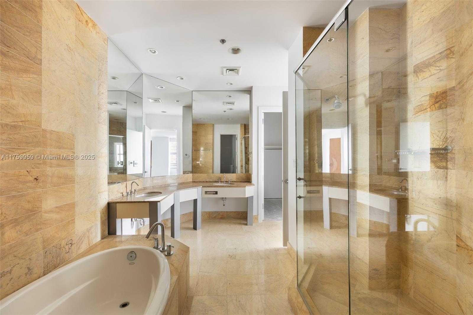 Small Image of 1395 BRICKELL AVE #3402, Miami Number 3