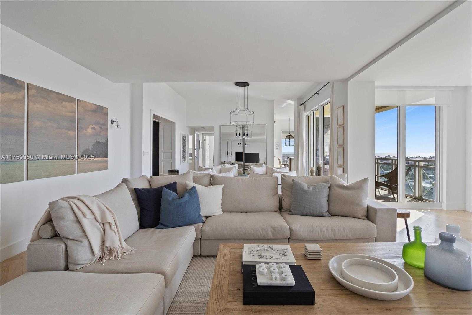 Small Image of 445 GRAND BAY DR #1210, Key Biscayne Number 12