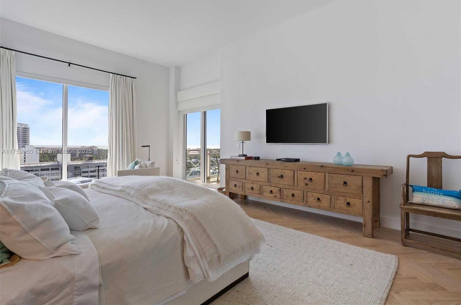 Small Image of 445 GRAND BAY DR #1210, Key Biscayne Number 29
