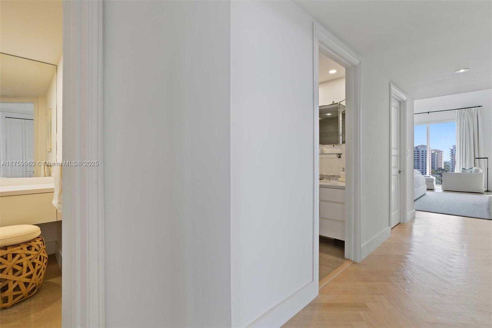 Small Image of 445 GRAND BAY DR #1210, Key Biscayne Number 34