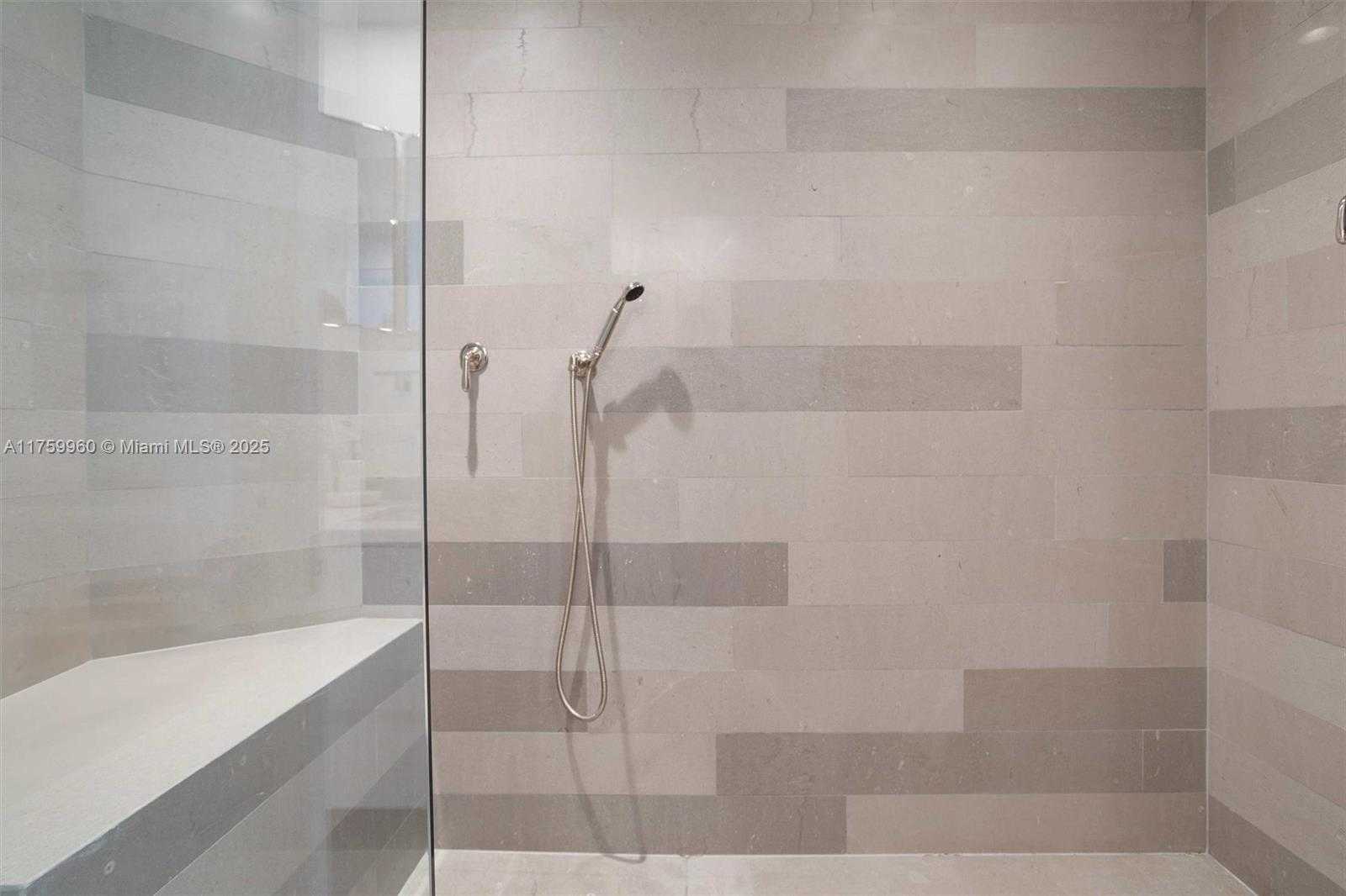 Small Image of 445 GRAND BAY DR #1210, Key Biscayne Number 36
