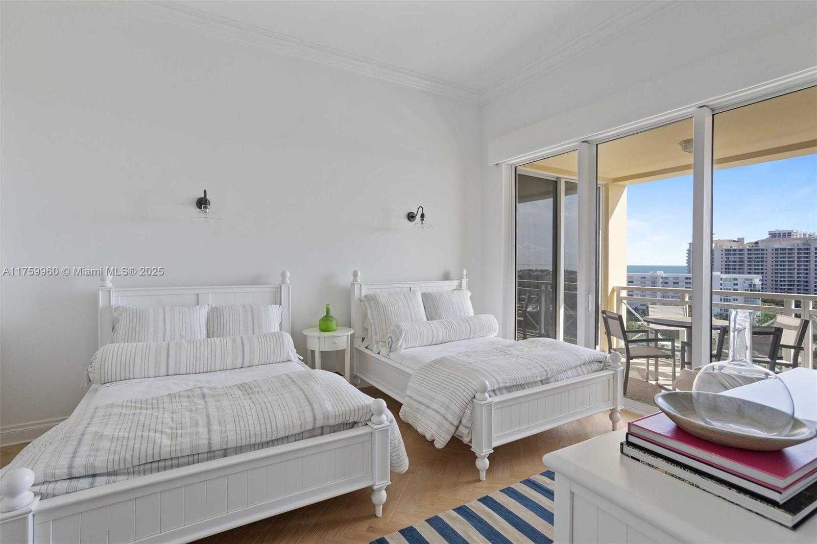 Small Image of 445 GRAND BAY DR #1210, Key Biscayne Number 44