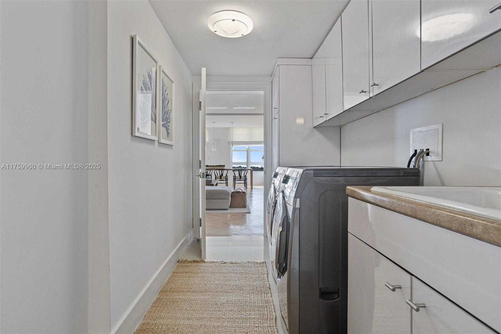 Small Image of 445 GRAND BAY DR #1210, Key Biscayne Number 52