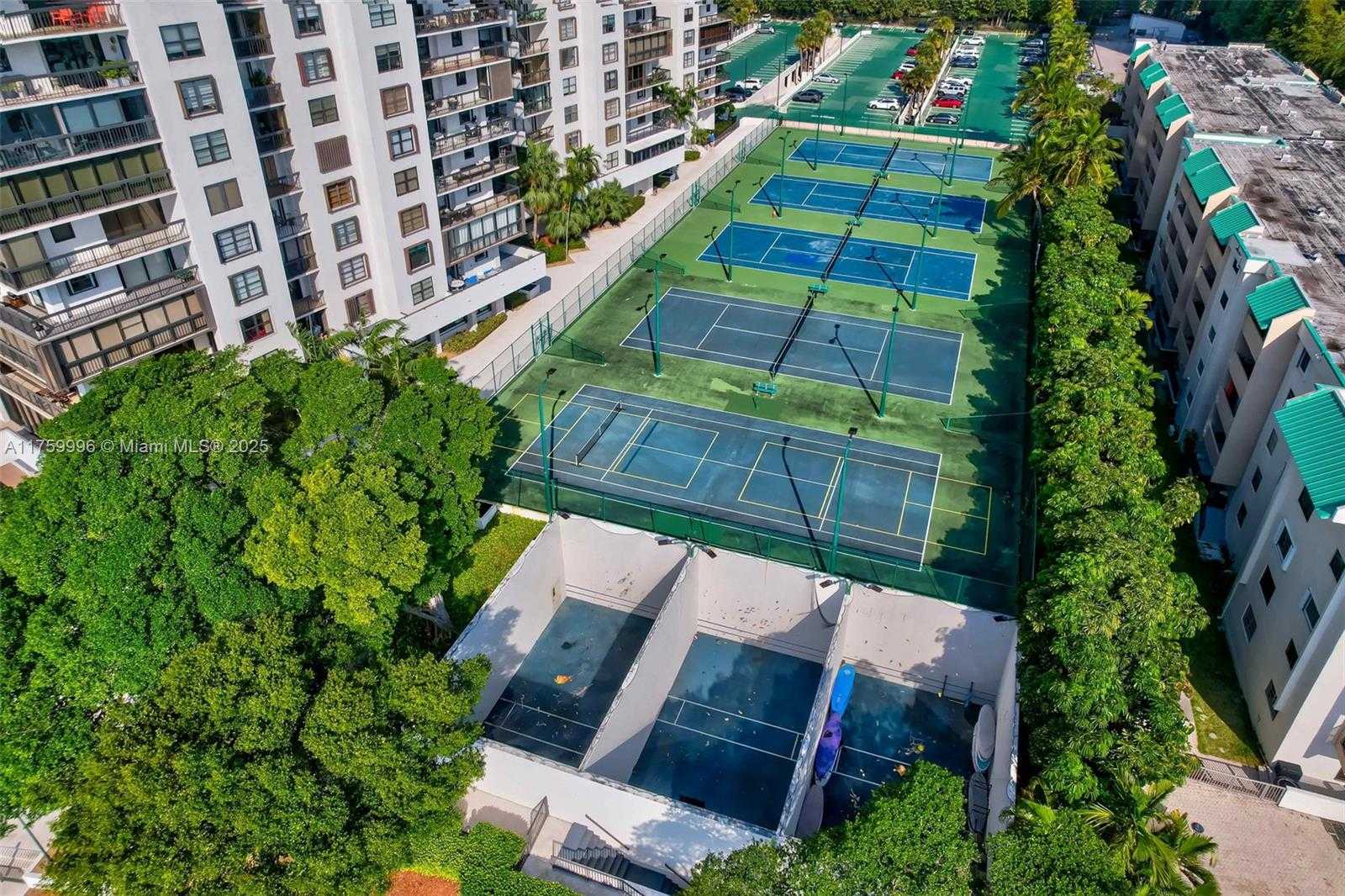 Small Image of 2333 BRICKELL AVE #305, Miami Number 36