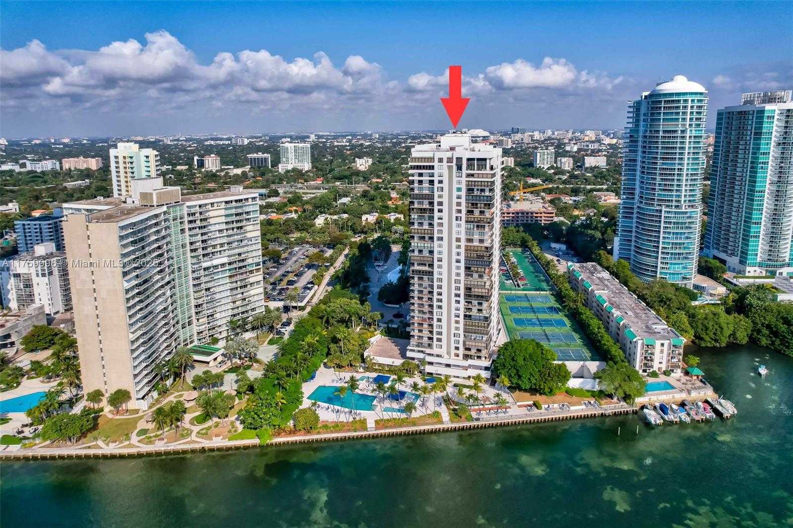 Small Image of 2333 BRICKELL AVE #305, Miami Number 41