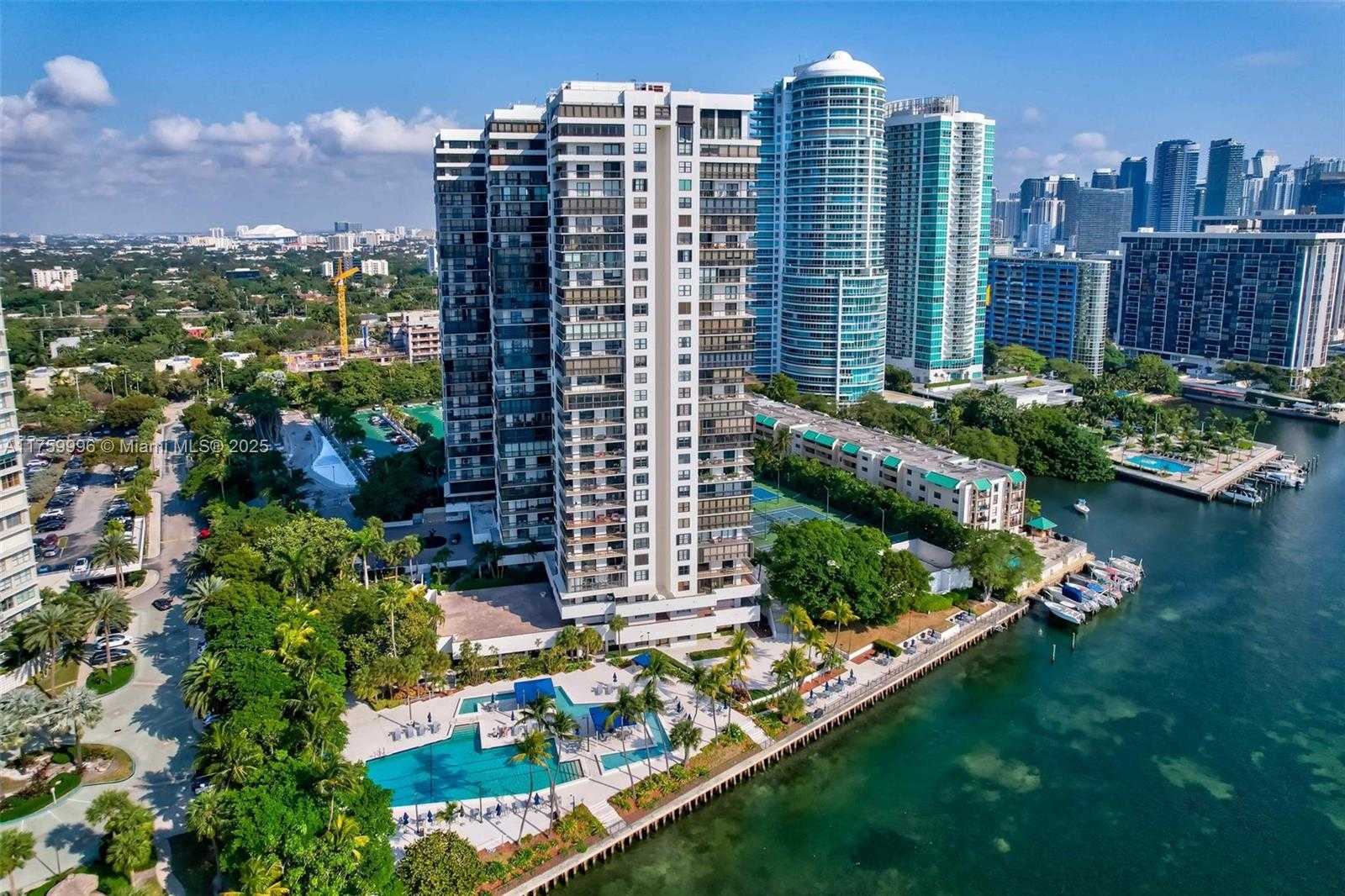 Small Image of 2333 BRICKELL AVE #305, Miami Number 43