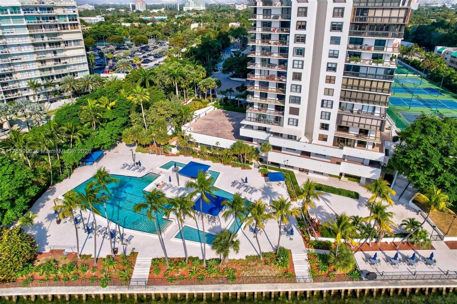Small Image of 2333 BRICKELL AVE #305, Miami Number 44