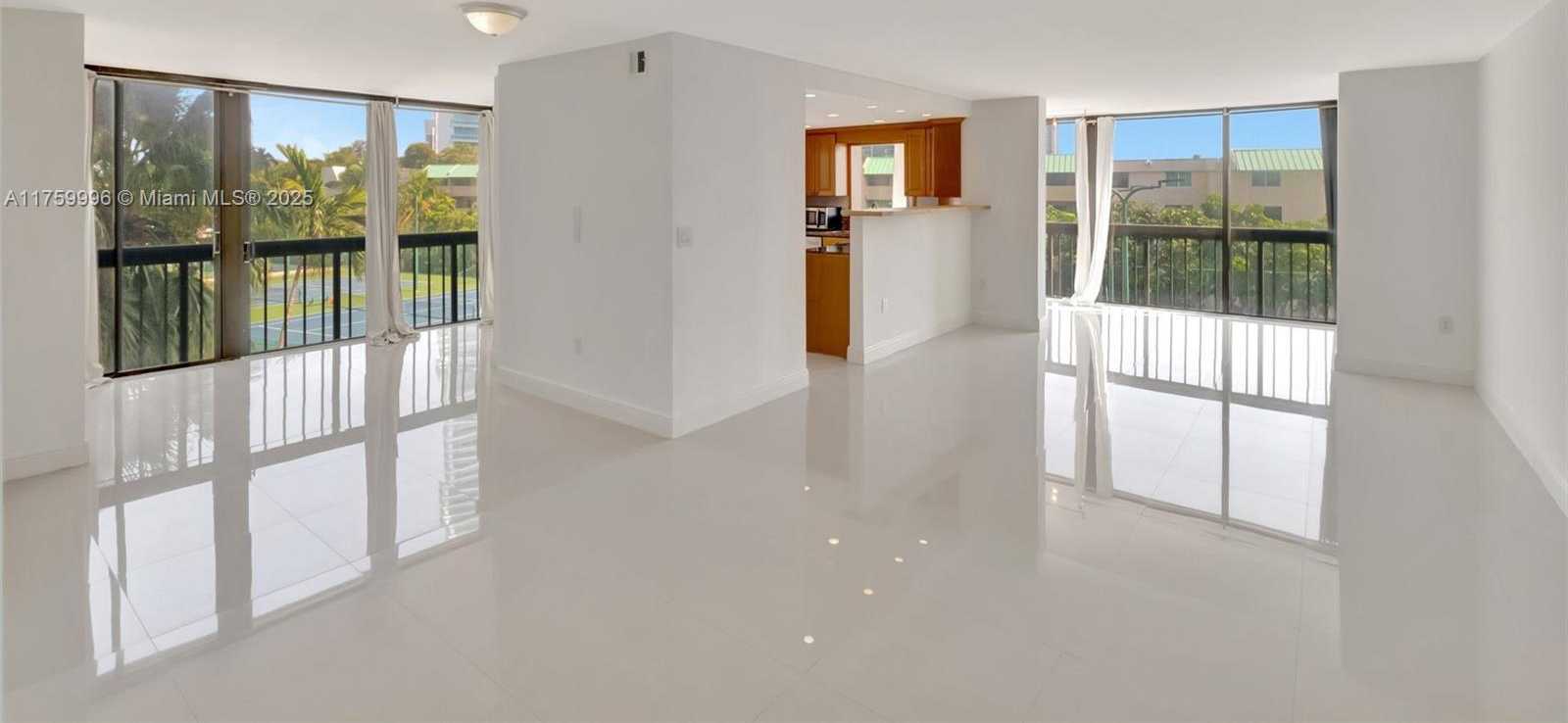 Small Image of 2333 BRICKELL AVE #305, Miami Number 9