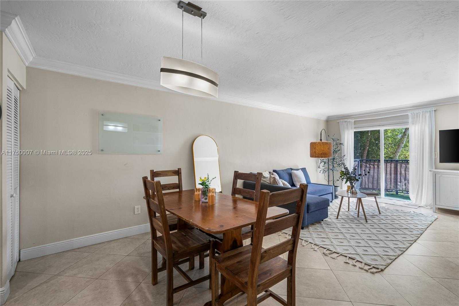 Small Image of 6815 EDGEWATER DR #104, Coral Gables Number 10