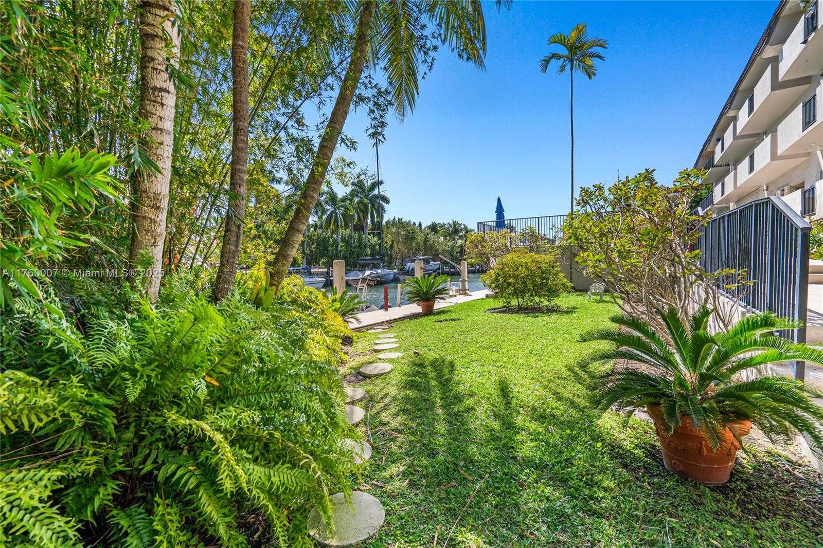 Small Image of 6815 EDGEWATER DR #104, Coral Gables Number 26