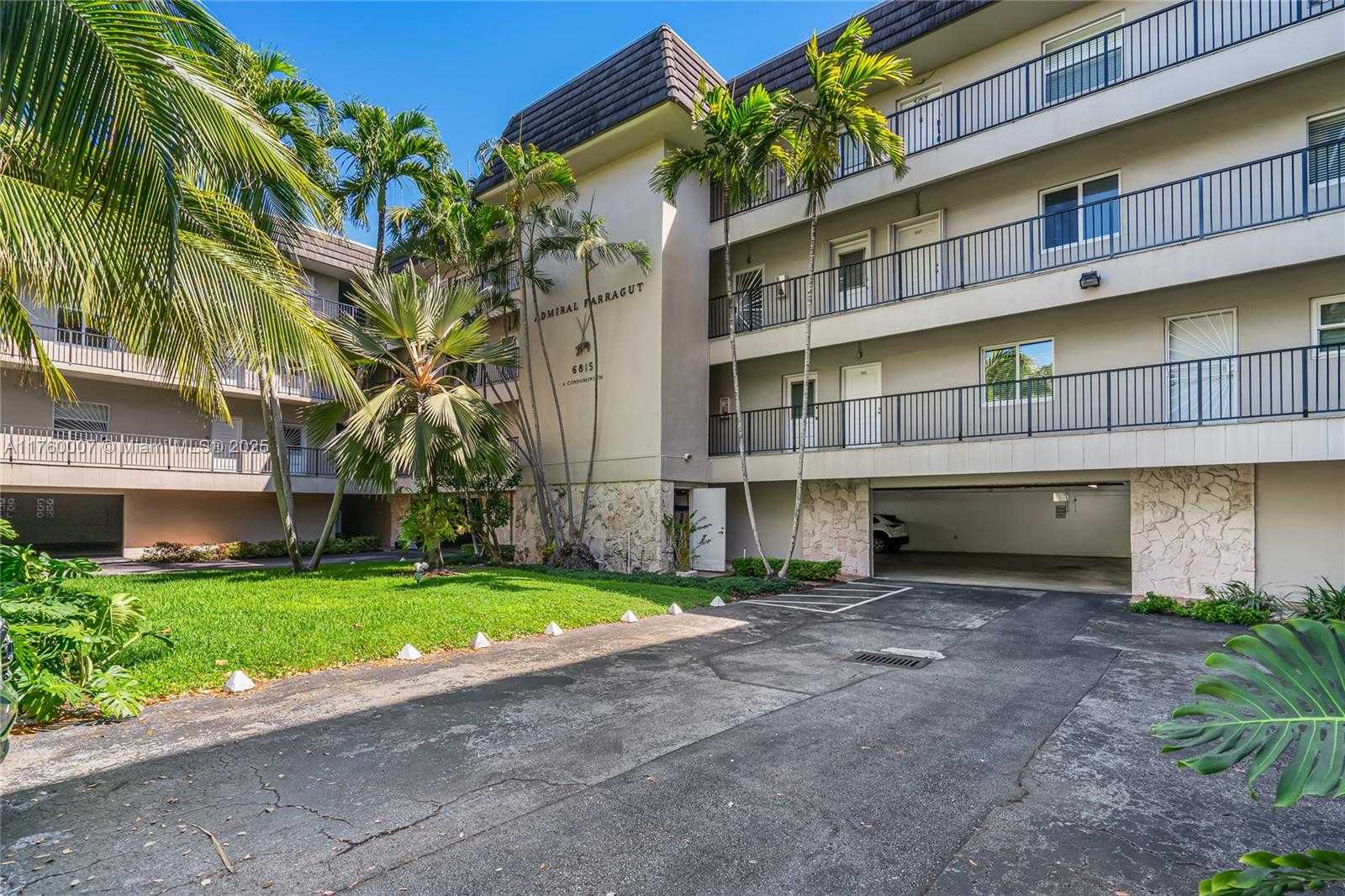Small Image of 6815 EDGEWATER DR #104, Coral Gables Number 29